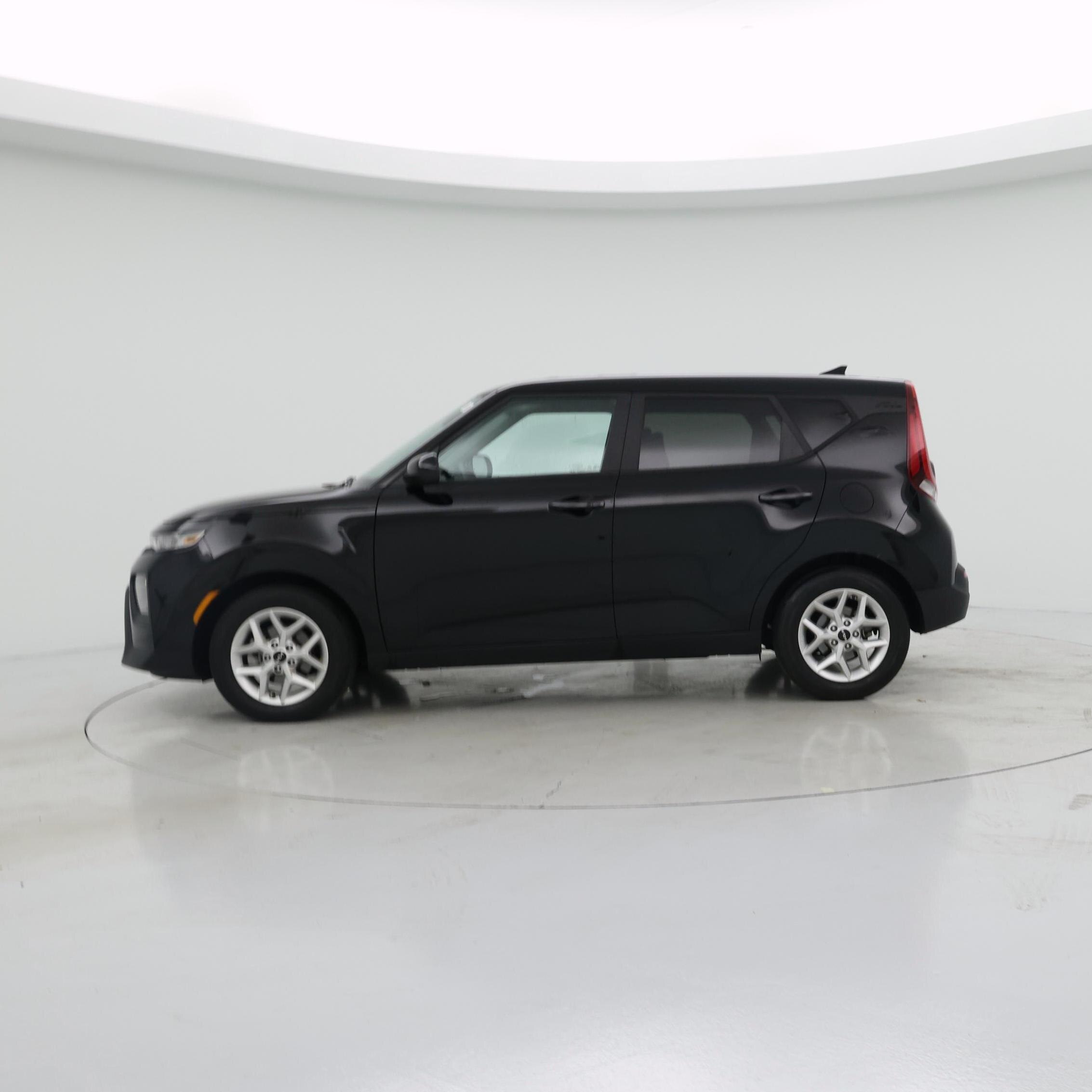 Thumbnail: 2022 Kia Soul - 3