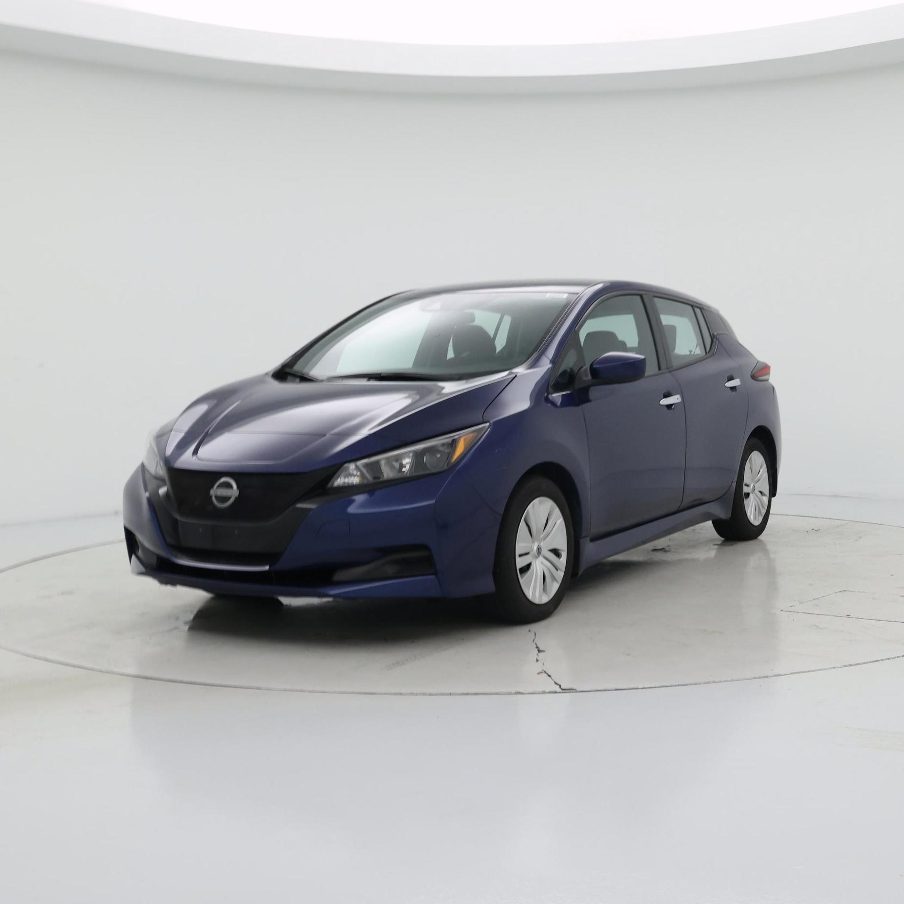 Thumbnail: 2023 Nissan Leaf - 4