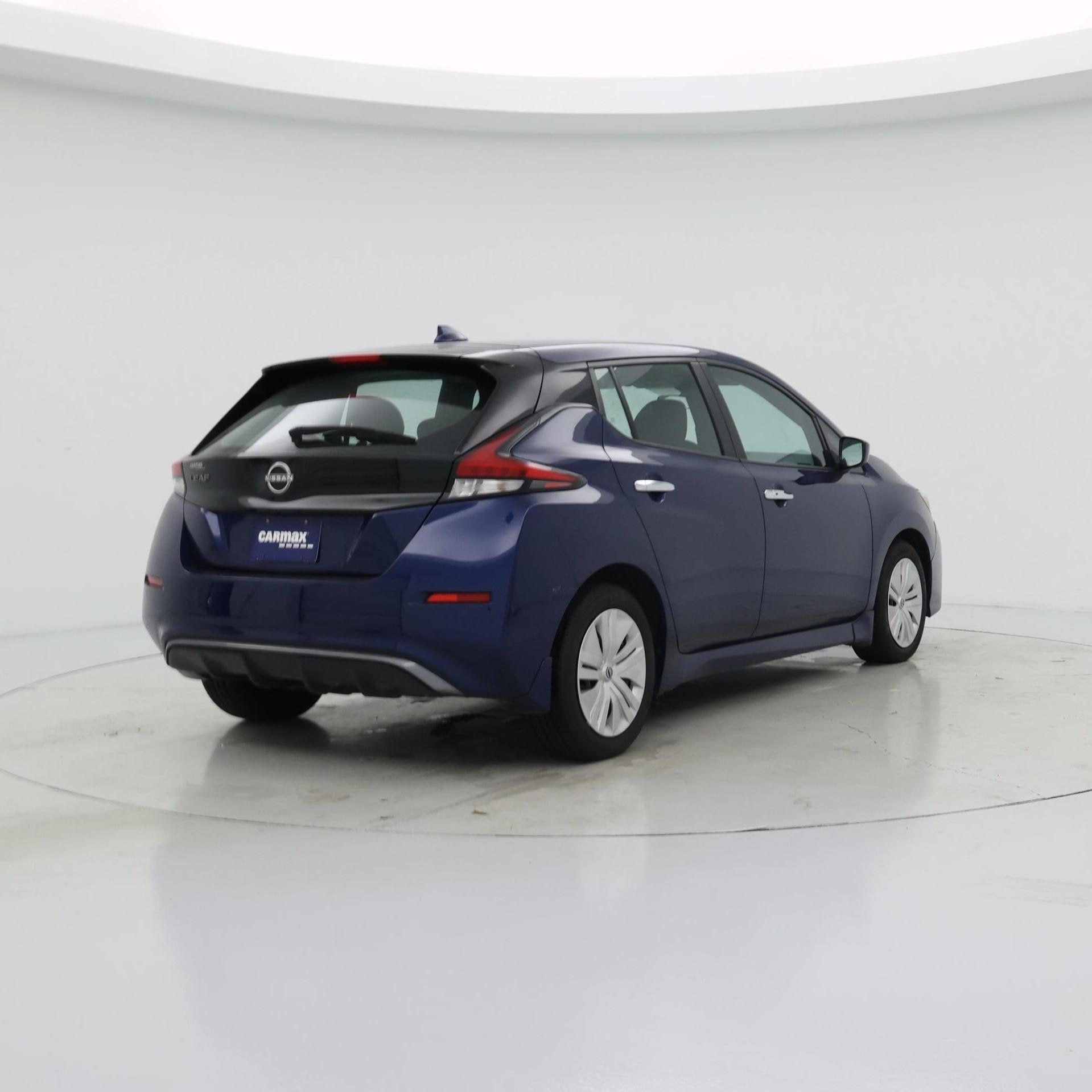 Thumbnail: 2023 Nissan Leaf - 8