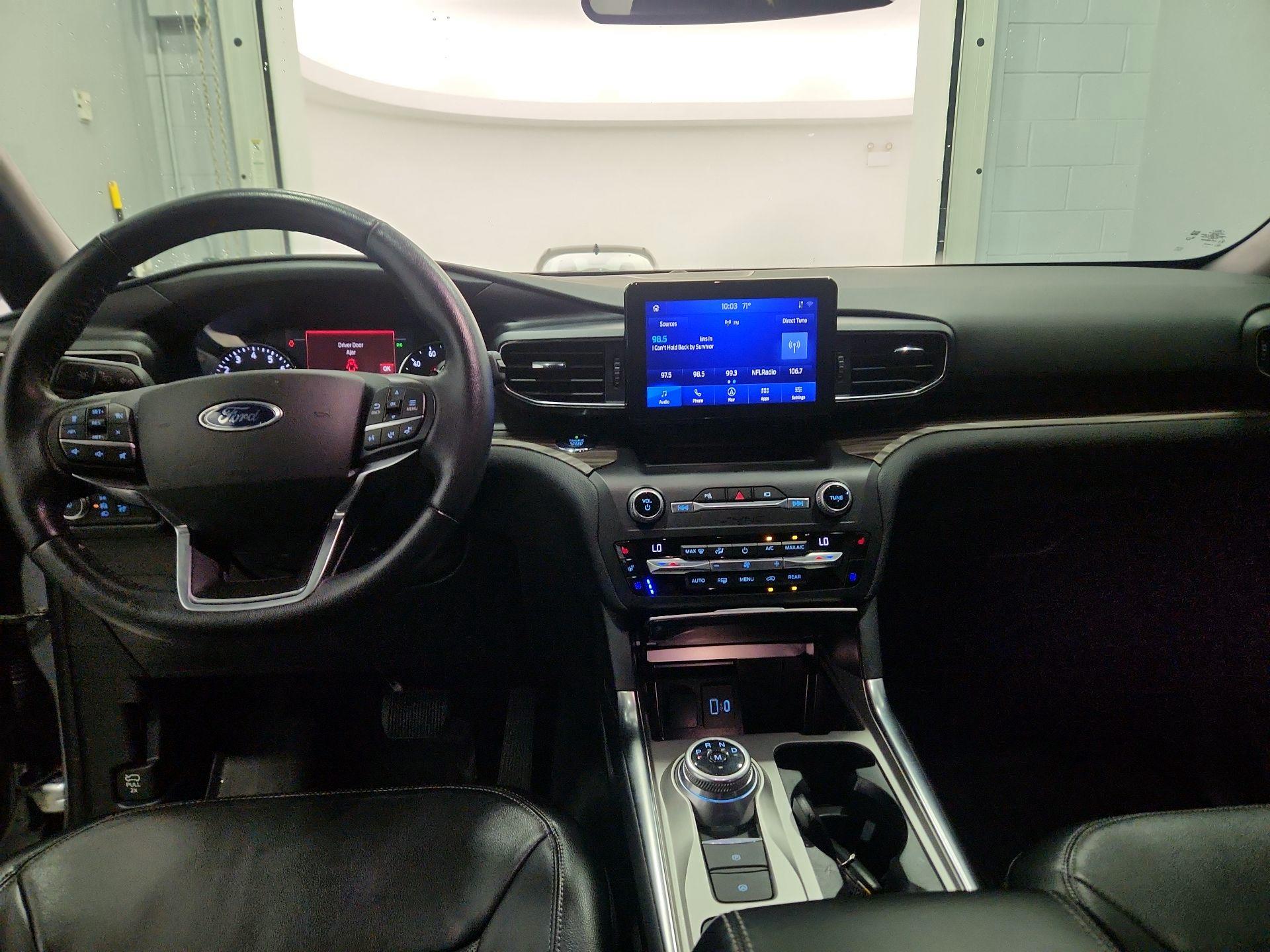 Thumbnail: 2020 Ford Explorer - 9