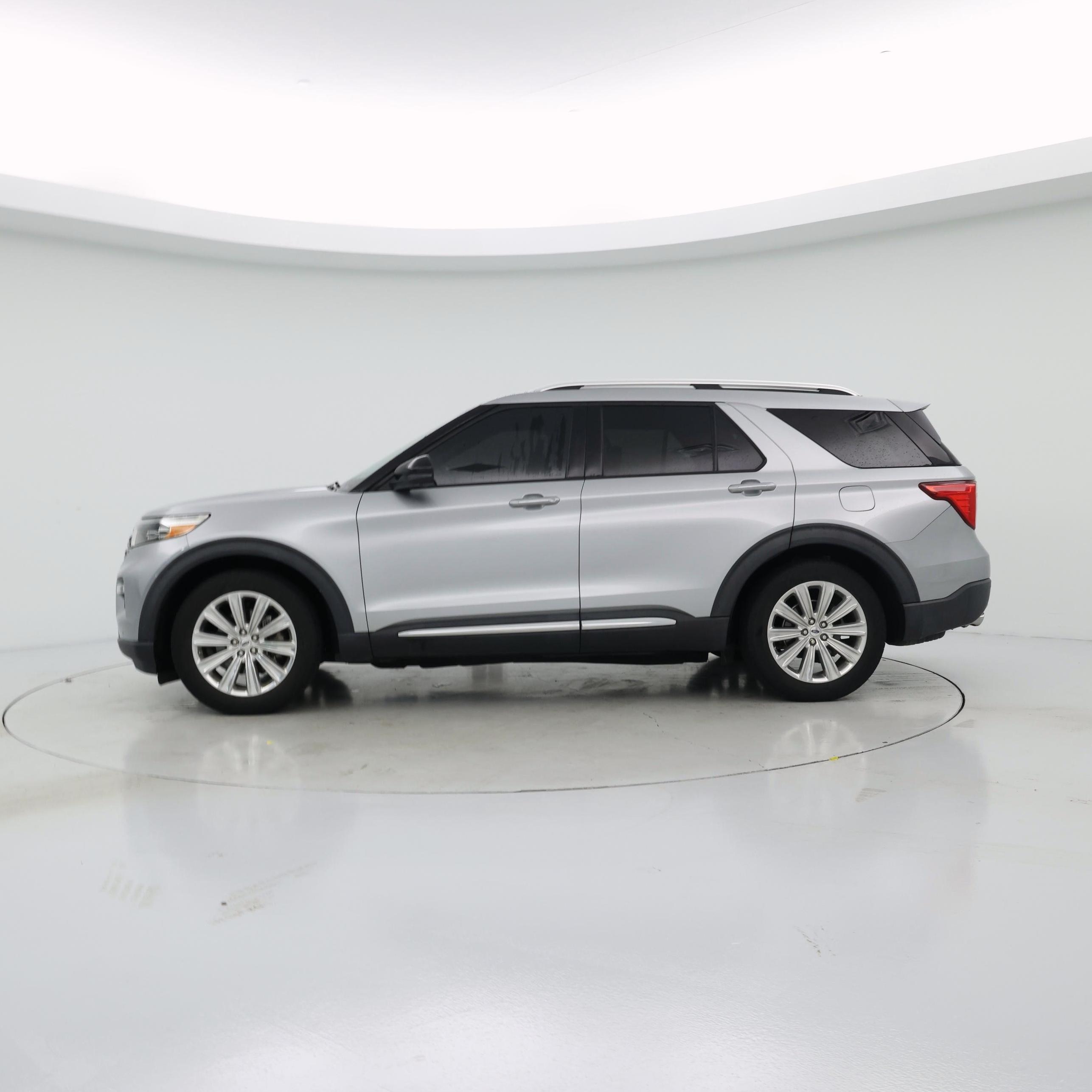 Thumbnail: 2020 Ford Explorer - 3