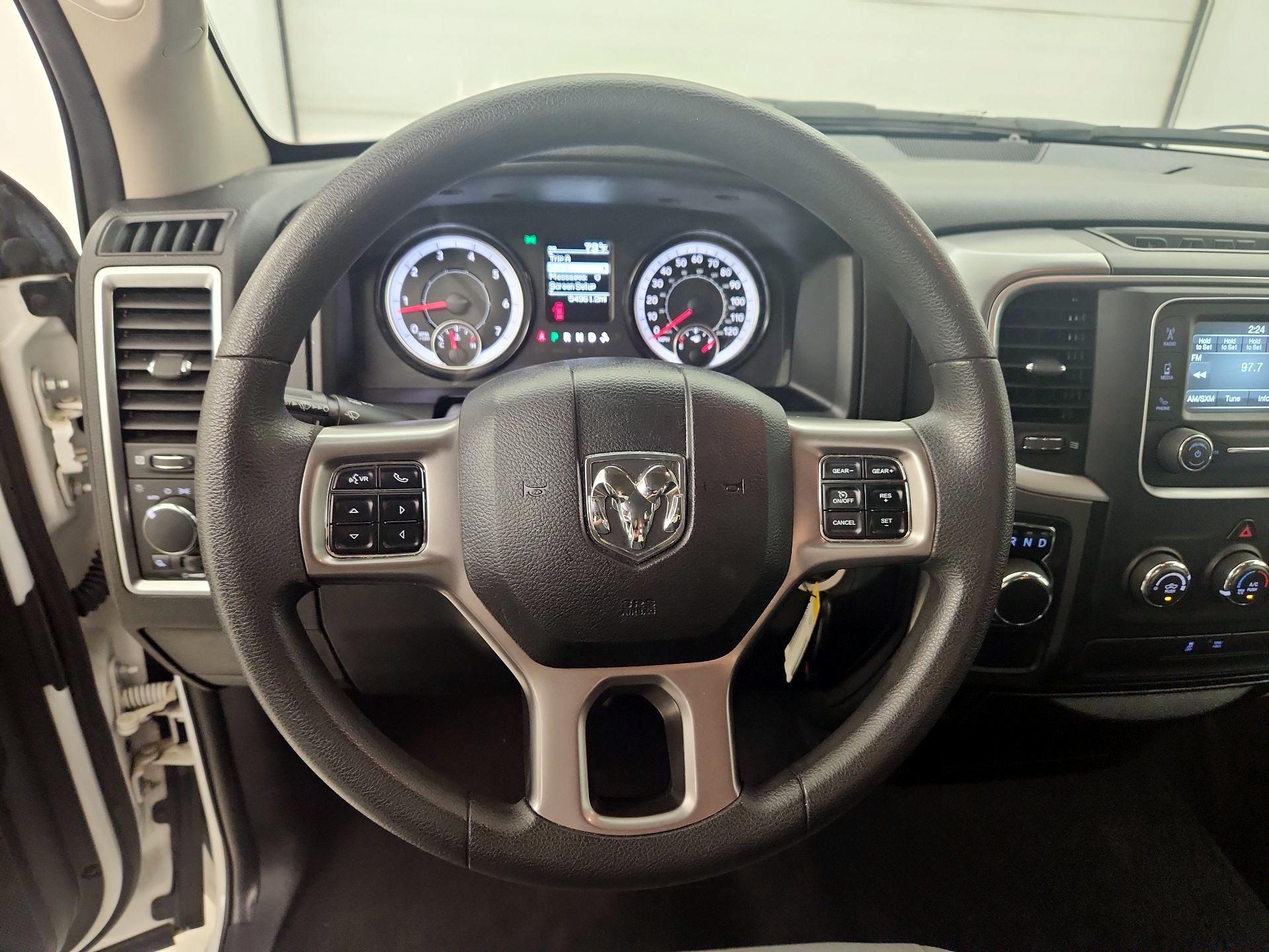 Thumbnail: 2024 RAM 1500 Classic - 10