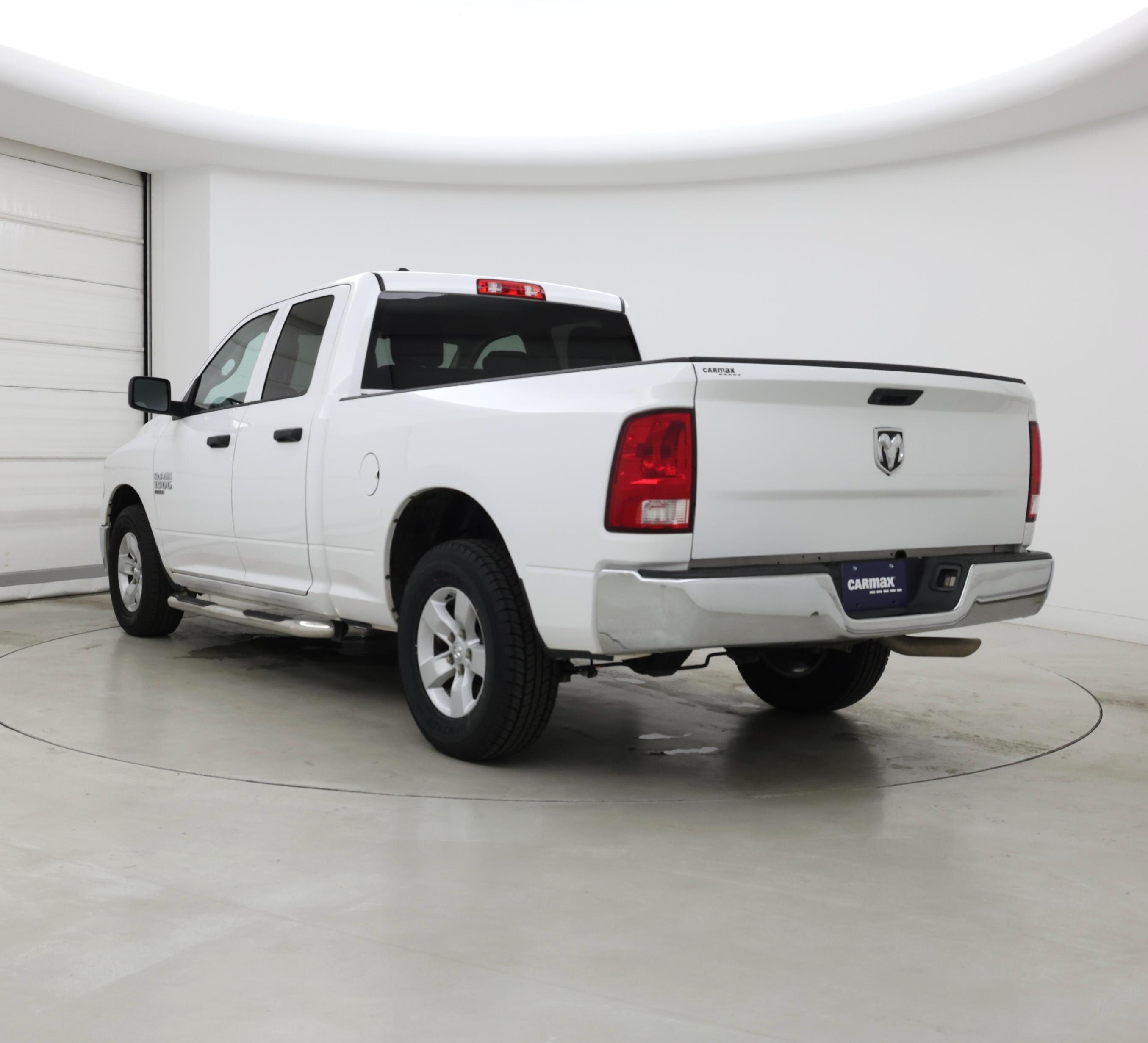 Thumbnail: 2024 RAM 1500 Classic - 2