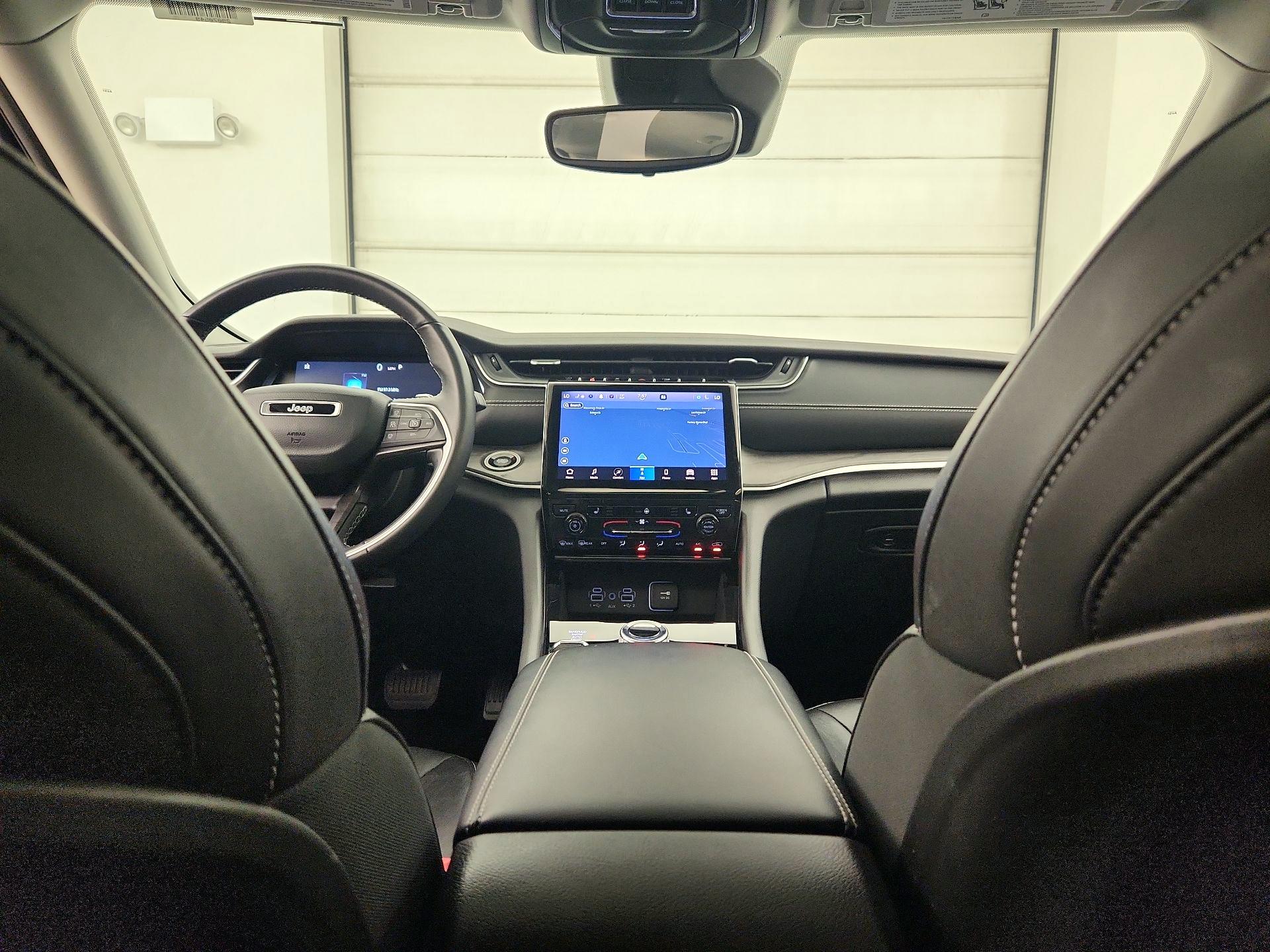 Thumbnail: 2022 Jeep Grand Cherokee - 9