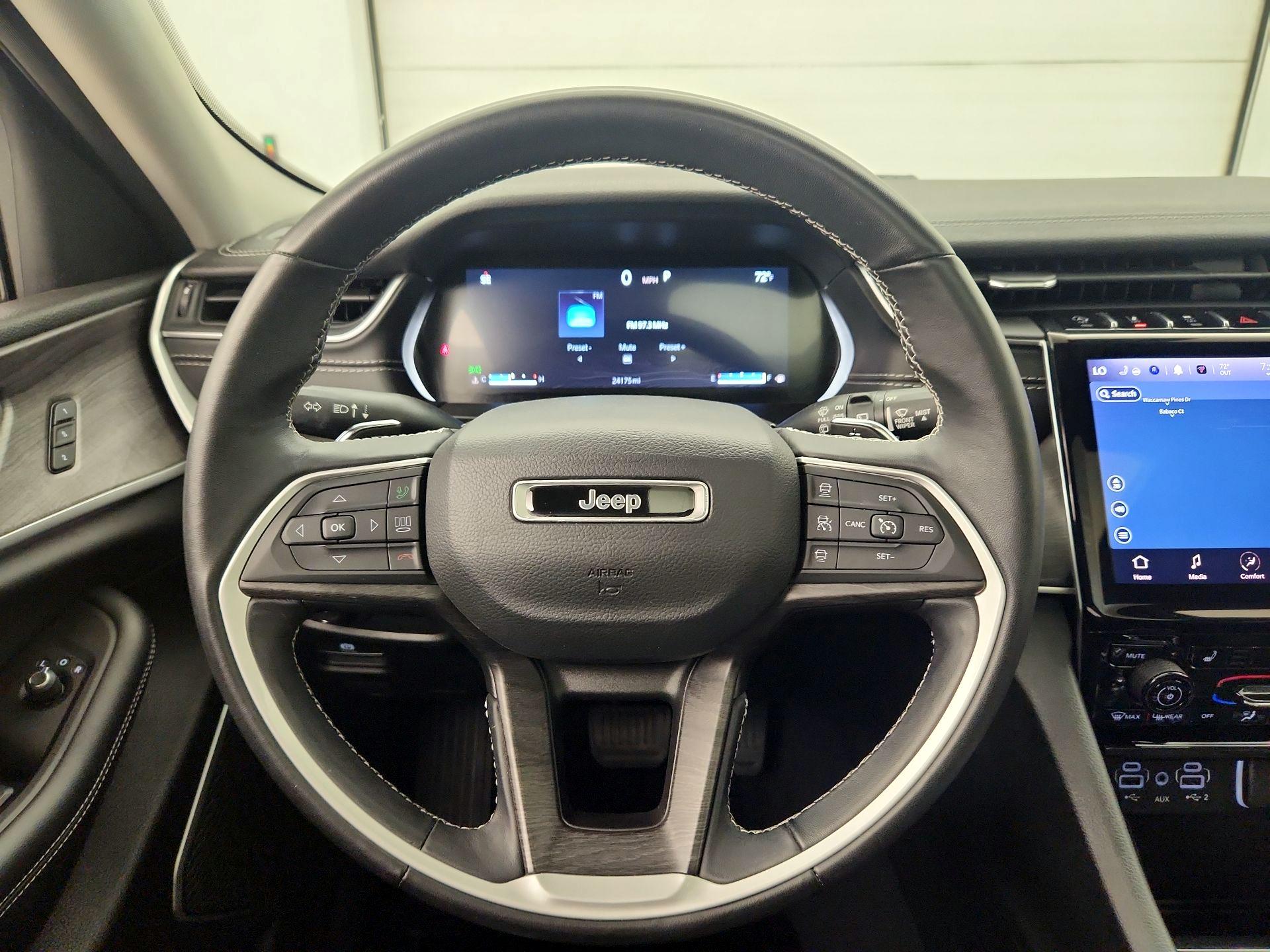 Thumbnail: 2022 Jeep Grand Cherokee - 10