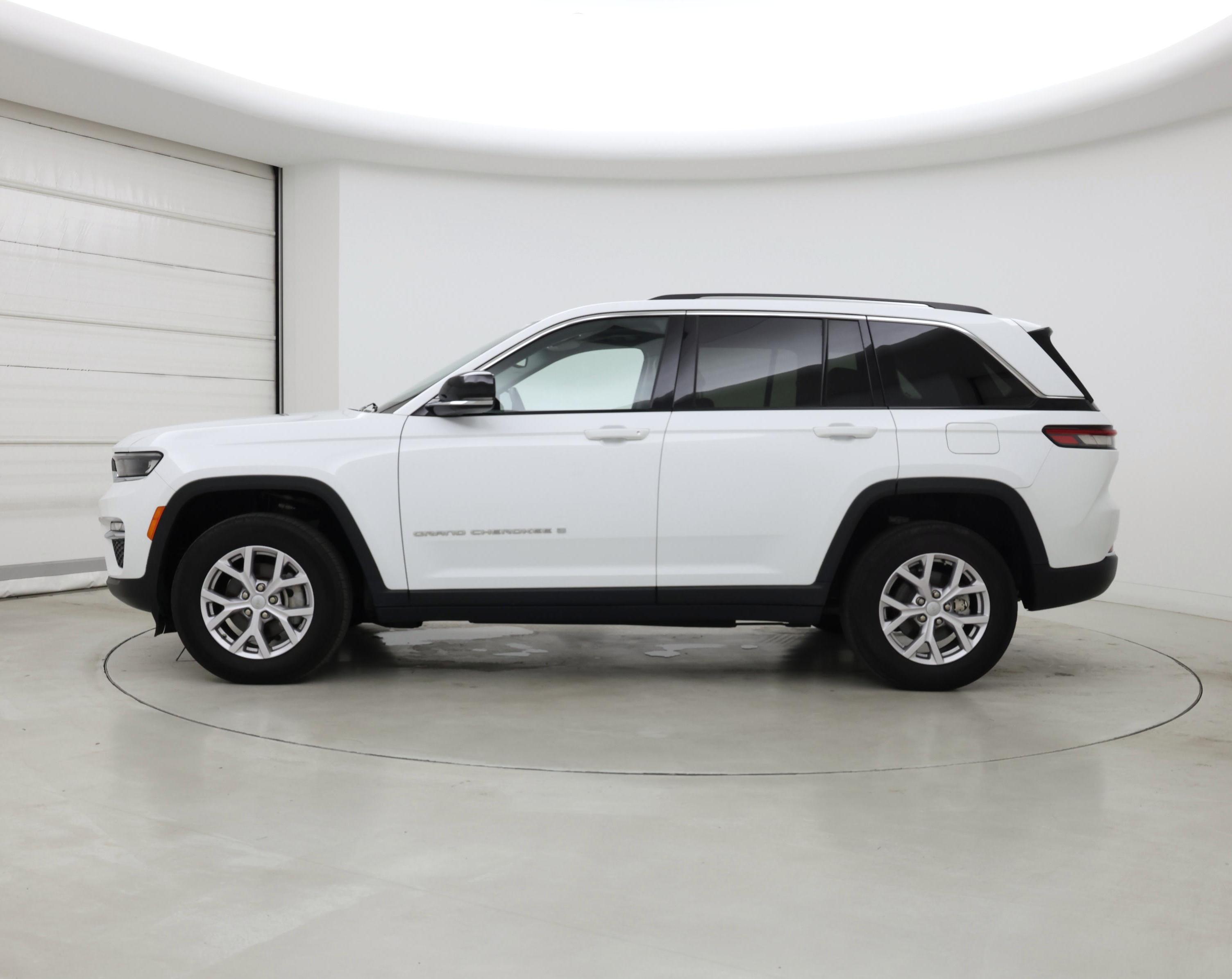 Thumbnail: 2022 Jeep Grand Cherokee - 3