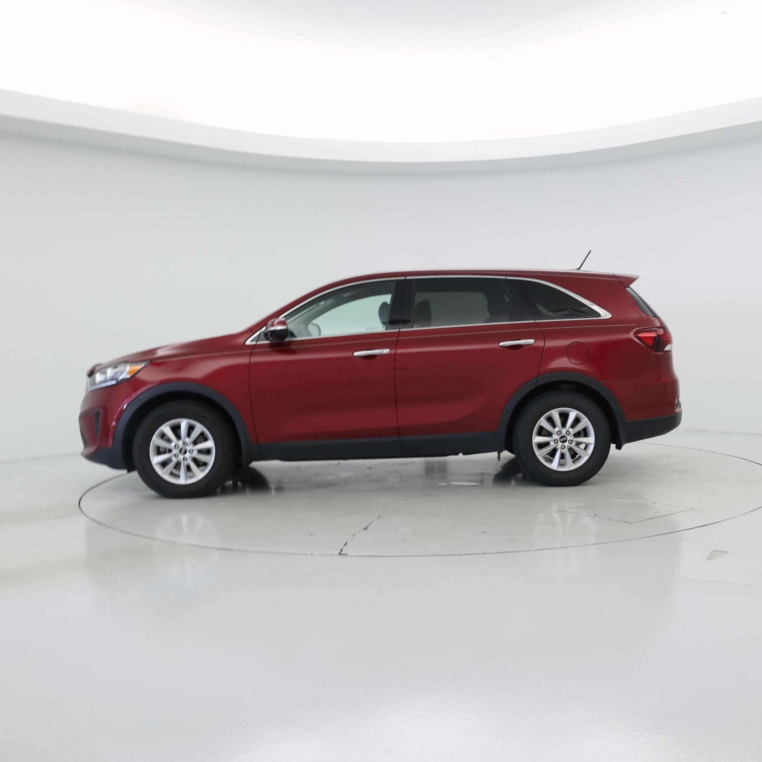 Thumbnail: 2020 Kia Sorento - 3