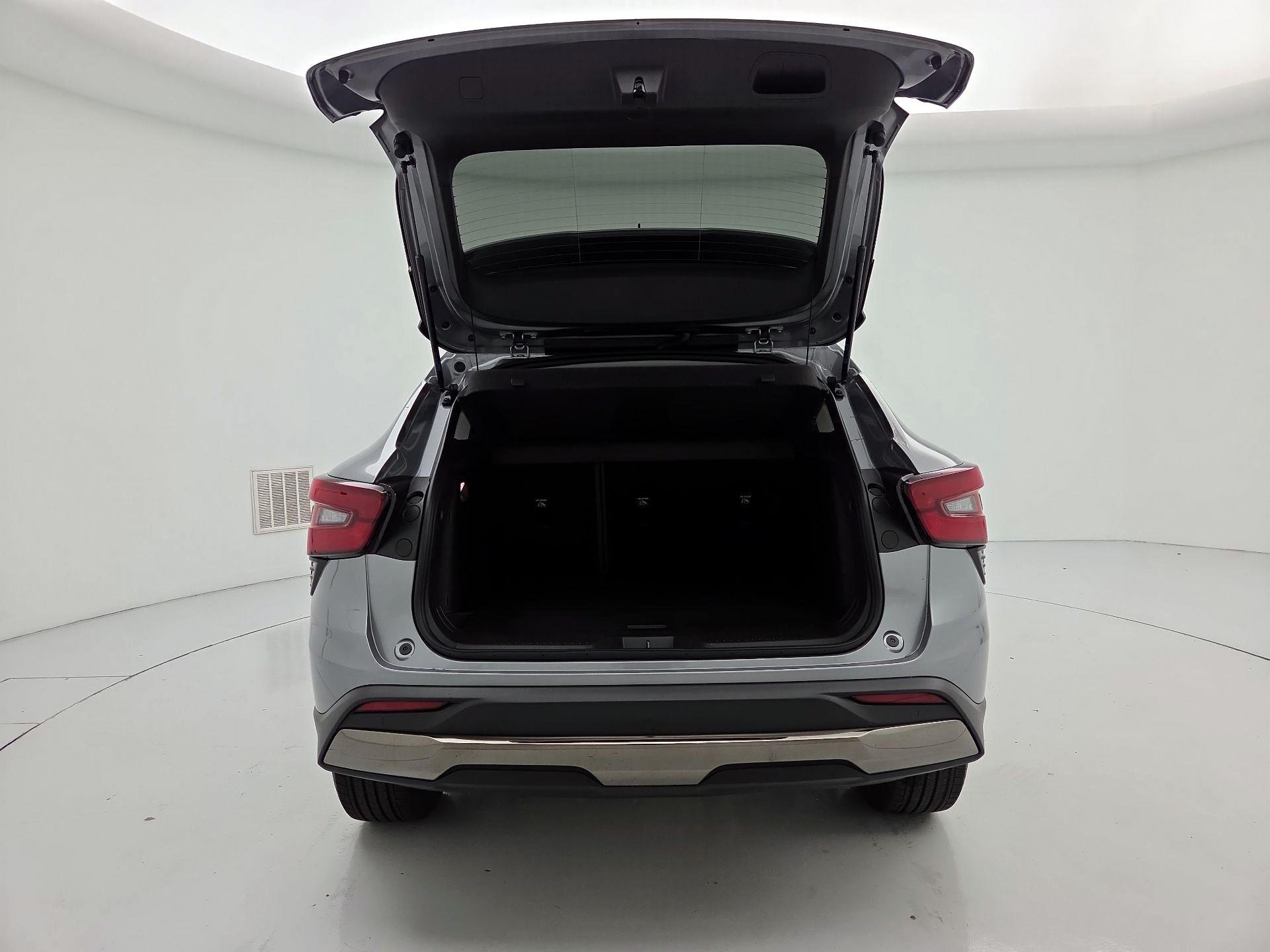 Thumbnail: 2025 Chevrolet Trax - 20