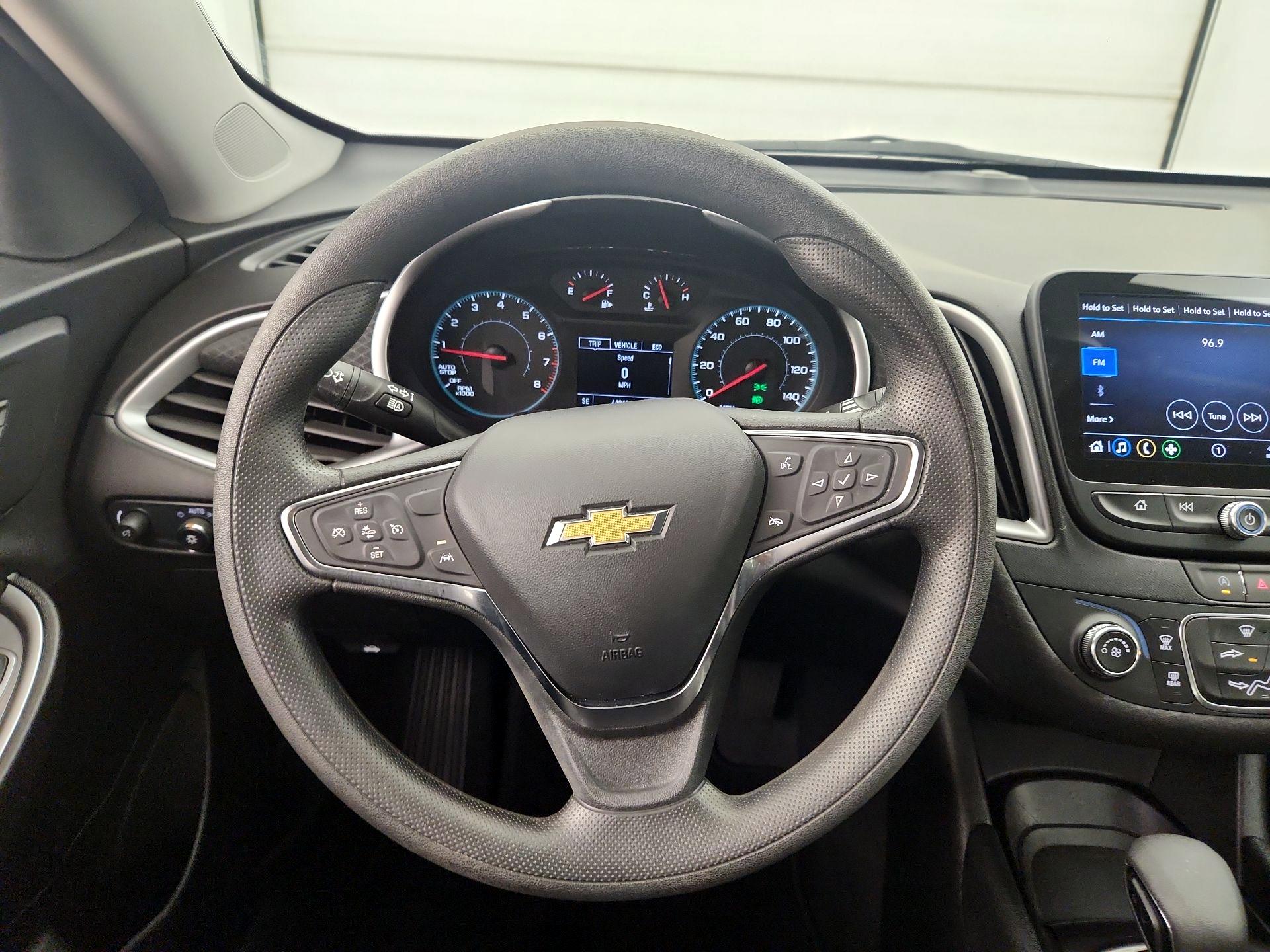 Thumbnail: 2024 Chevrolet Malibu - 10