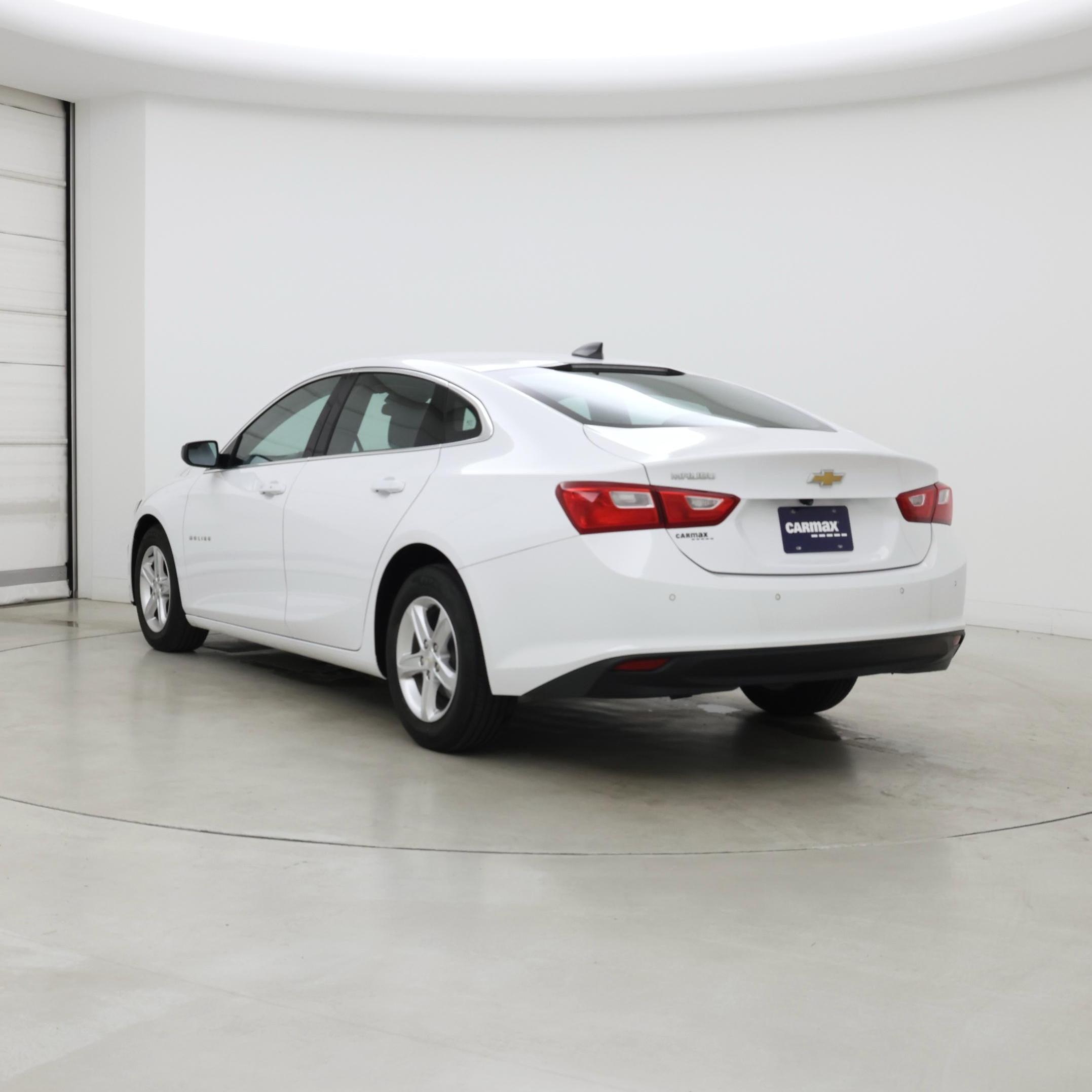 Thumbnail: 2024 Chevrolet Malibu - 2