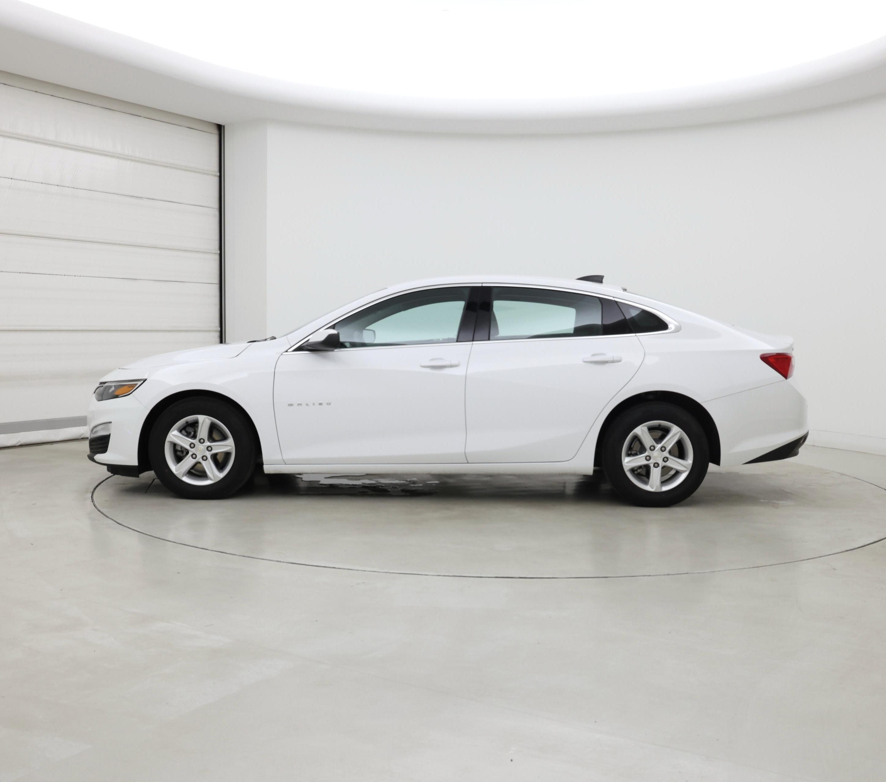 Thumbnail: 2024 Chevrolet Malibu - 3