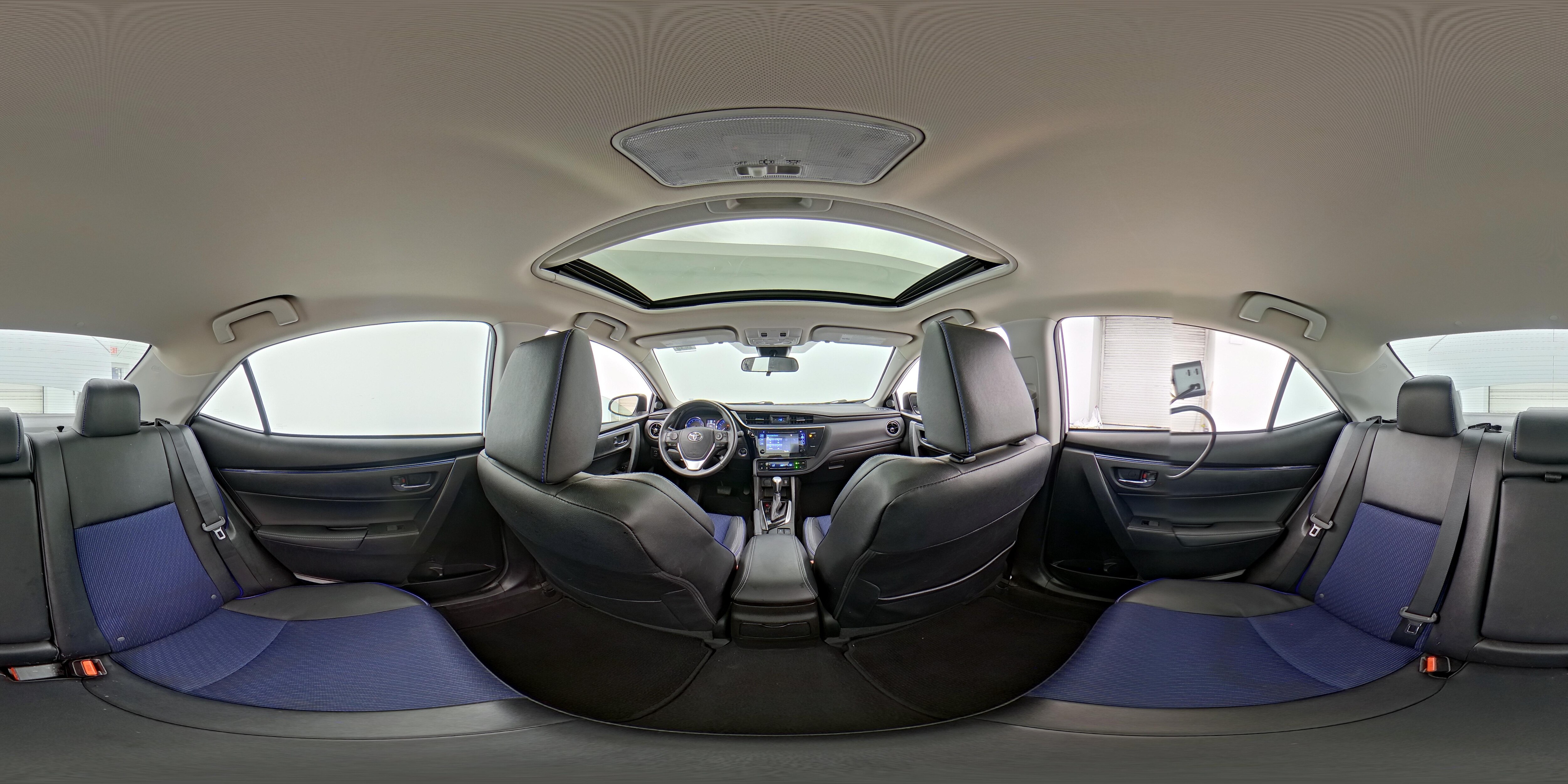 2017 Toyota Corolla SE - Photo 26