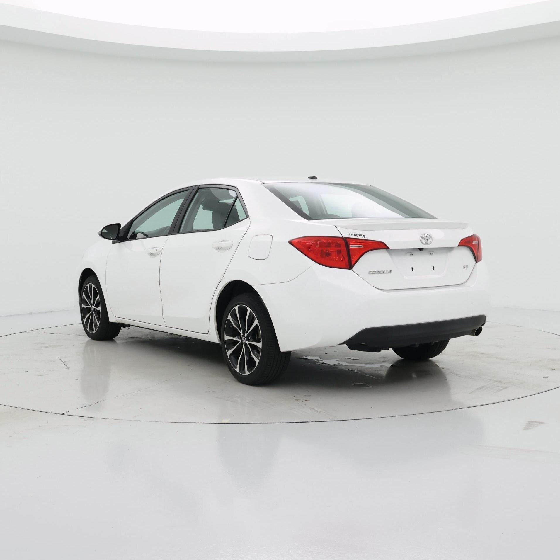 Thumbnail: 2017 Toyota Corolla - 2