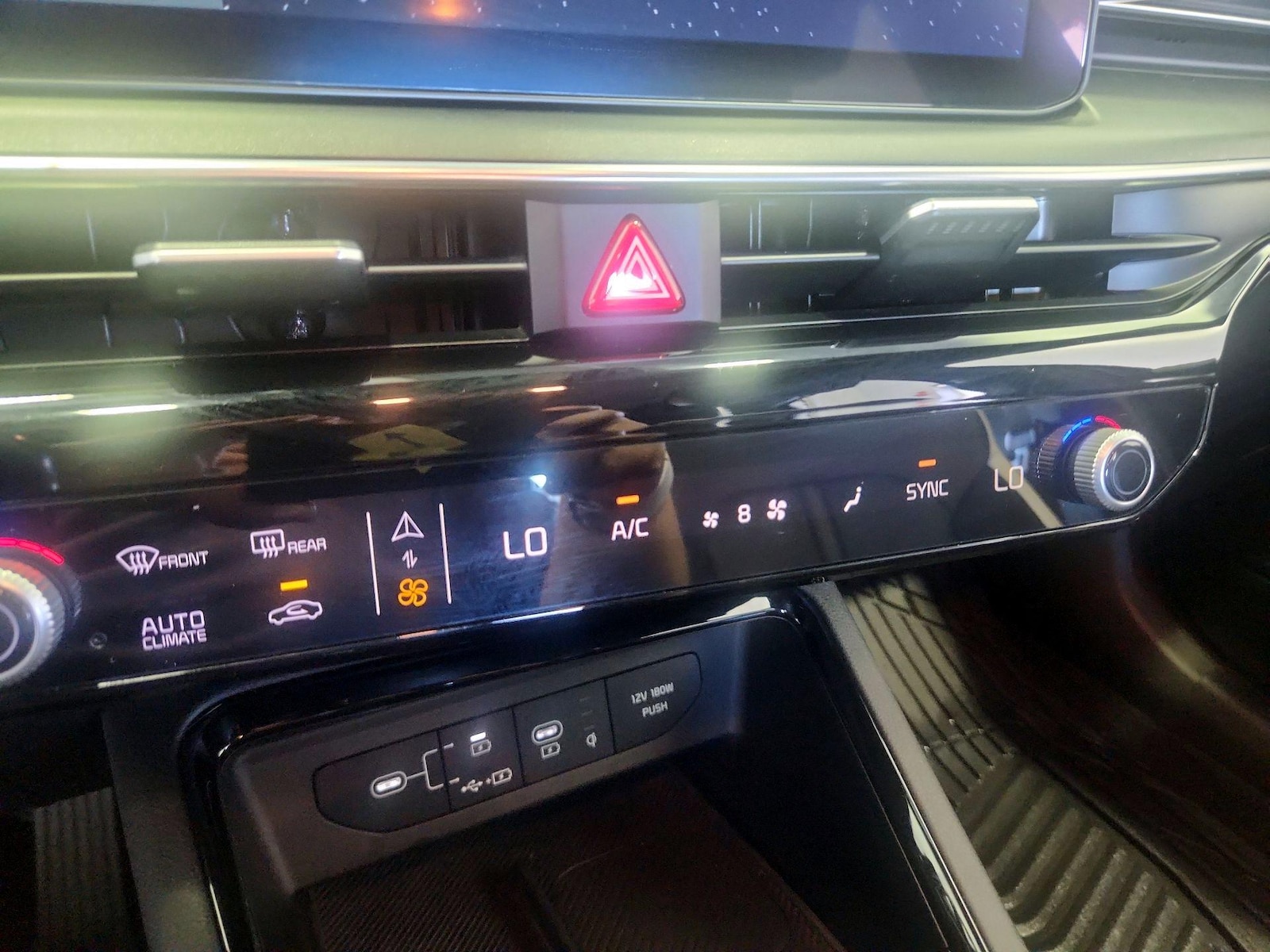 2025 Kia K5 GT-Line - Photo 18