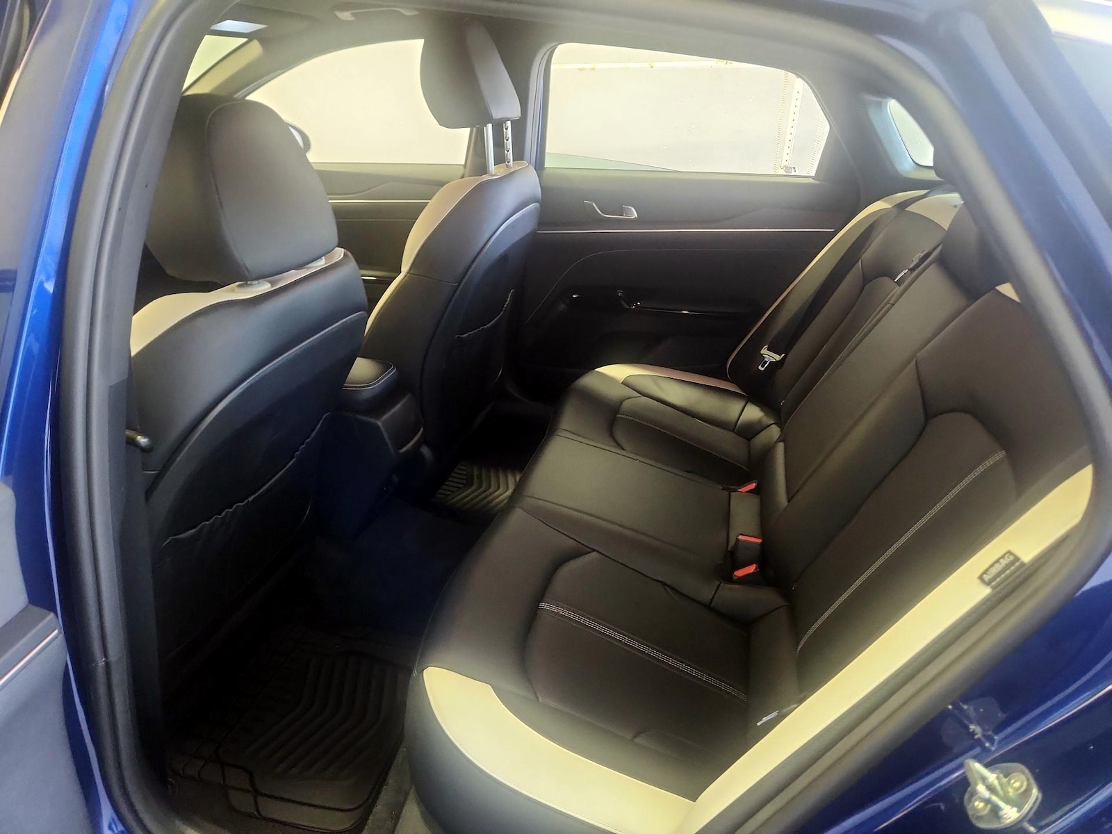 2025 Kia K5 GT-Line - Photo 21