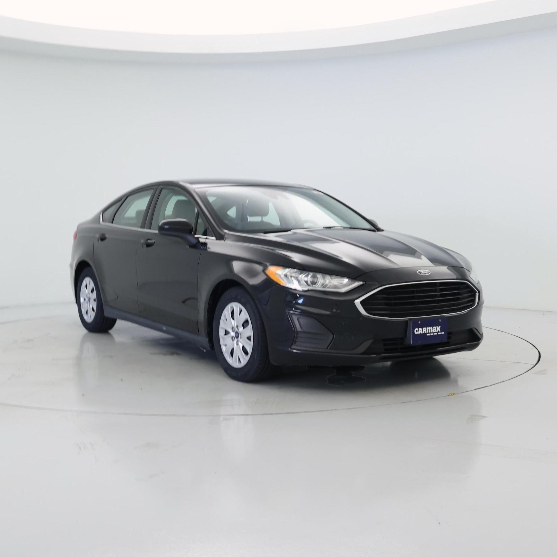 2020 Ford Fusion Negro Sedán Tracción delantera Automática