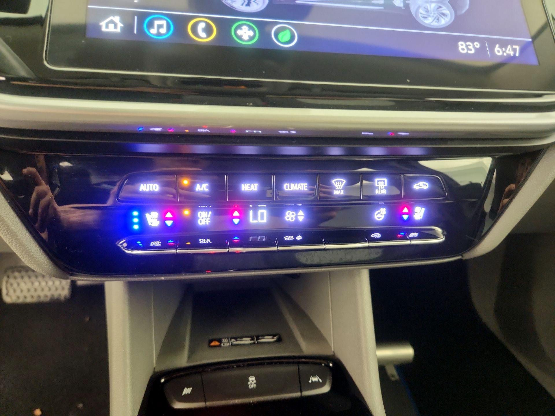 Thumbnail: 2022 Chevrolet Bolt EUV - 15