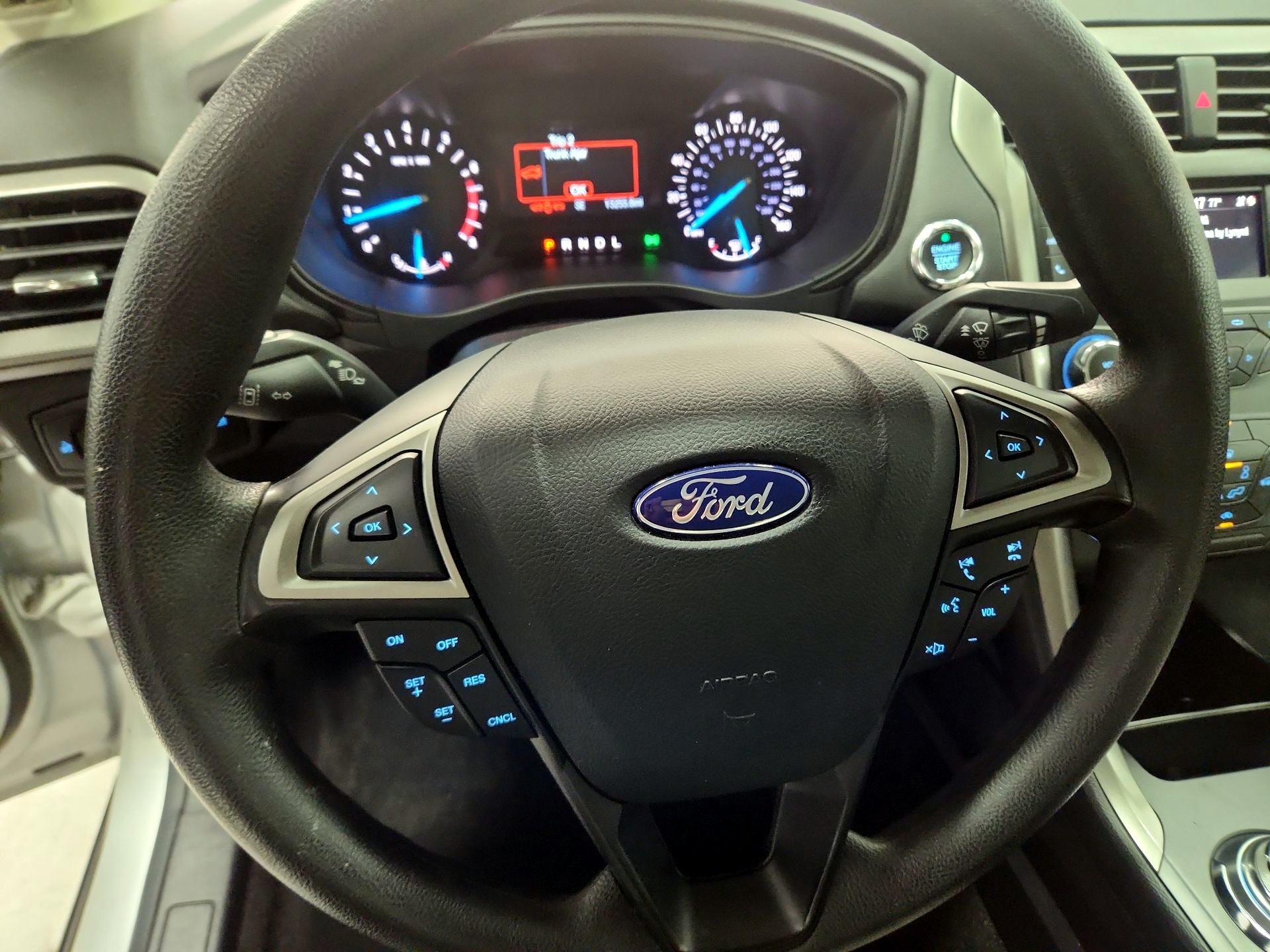 Thumbnail: 2020 Ford Fusion - 10