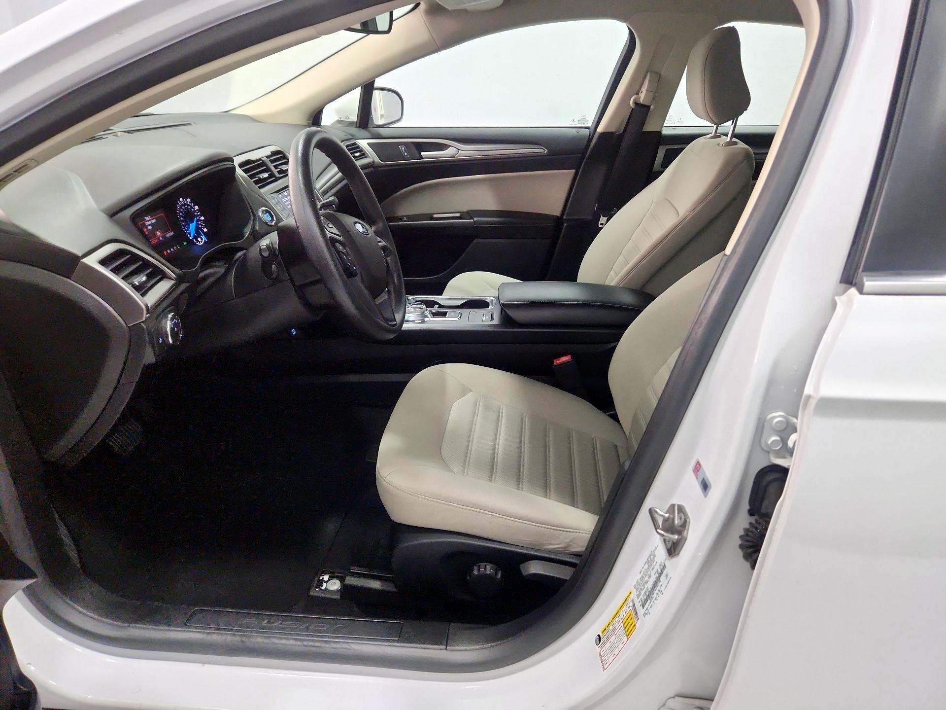 Thumbnail: 2020 Ford Fusion - 11