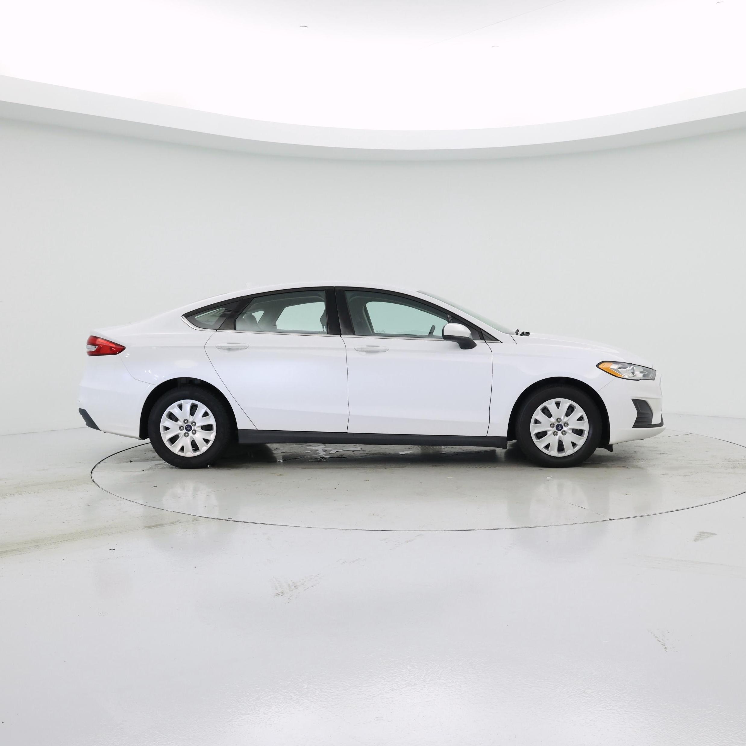 Thumbnail: 2020 Ford Fusion - 7