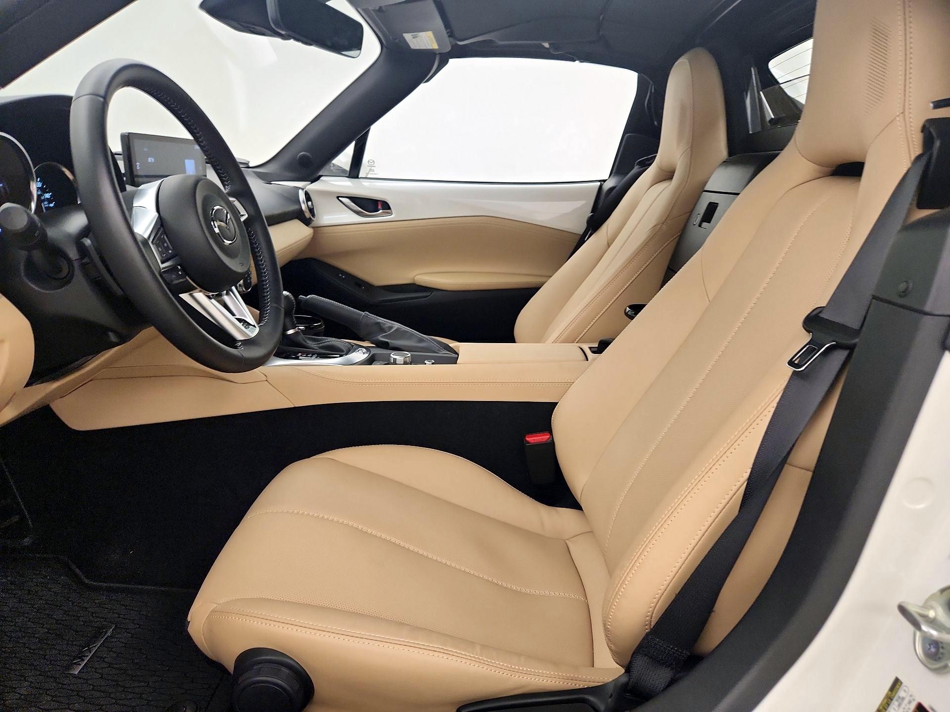 Thumbnail: 2025 Mazda MX-5 Miata - 11