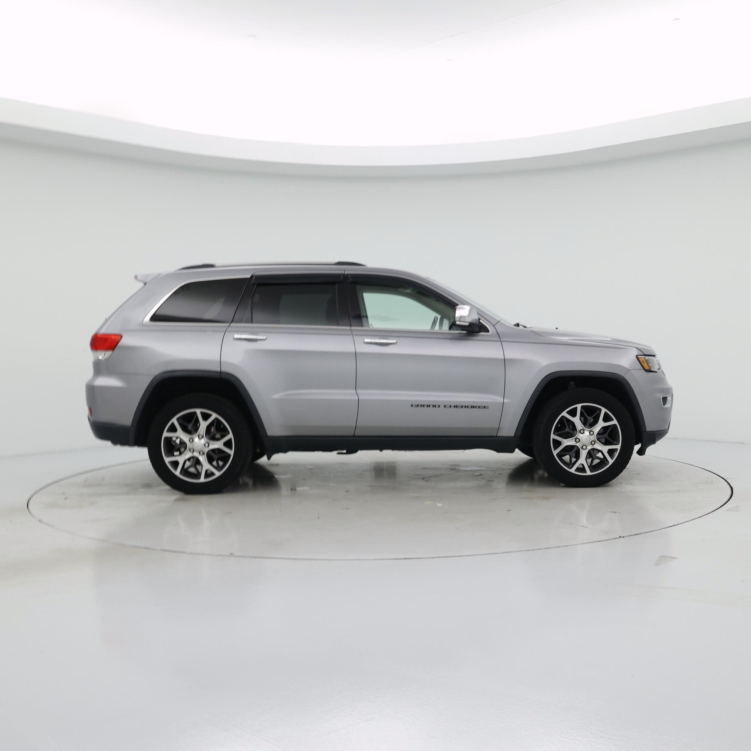 Thumbnail: 2019 Jeep Grand Cherokee - 7