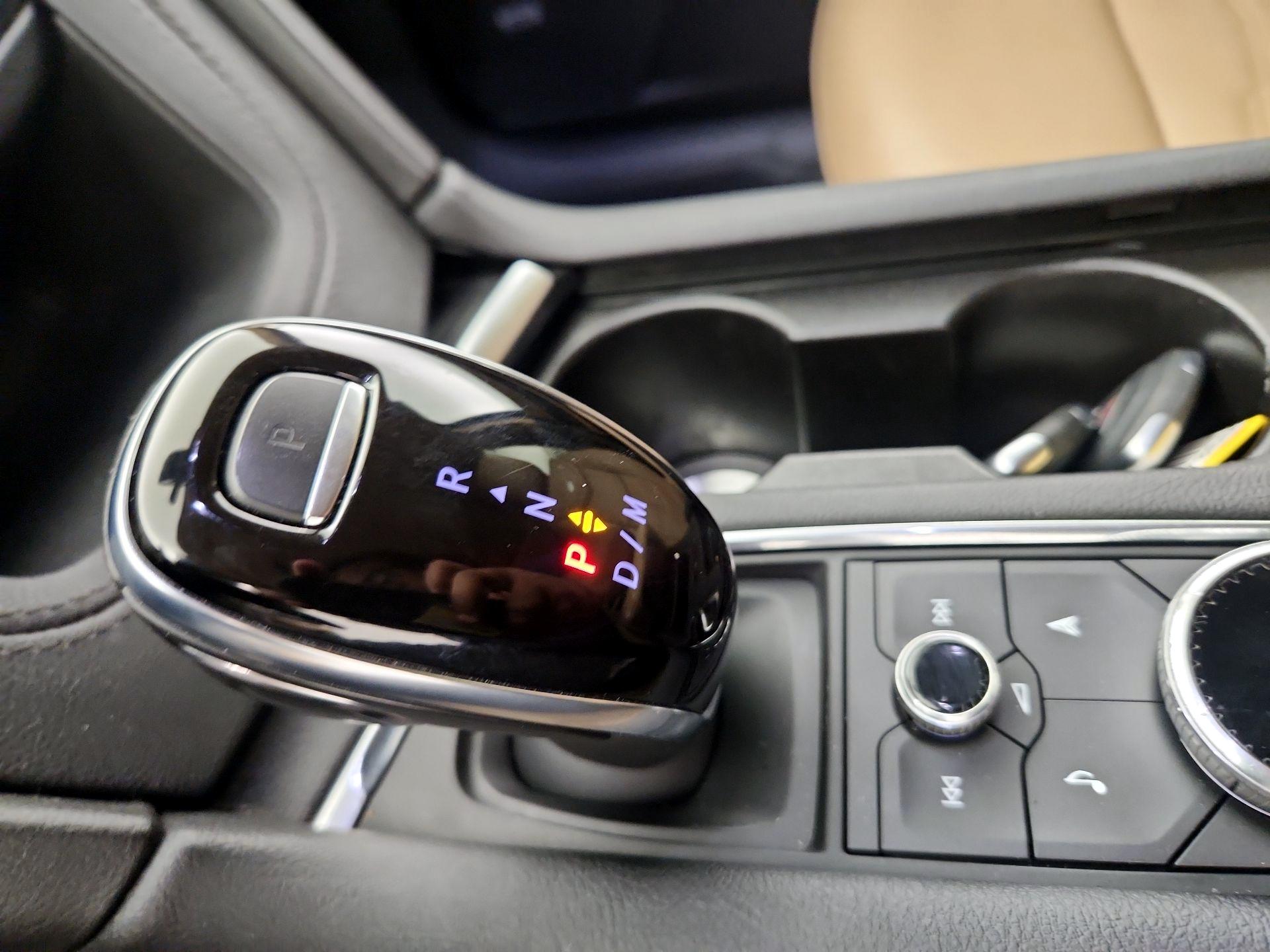 Thumbnail: 2021 Cadillac XT6 - 17