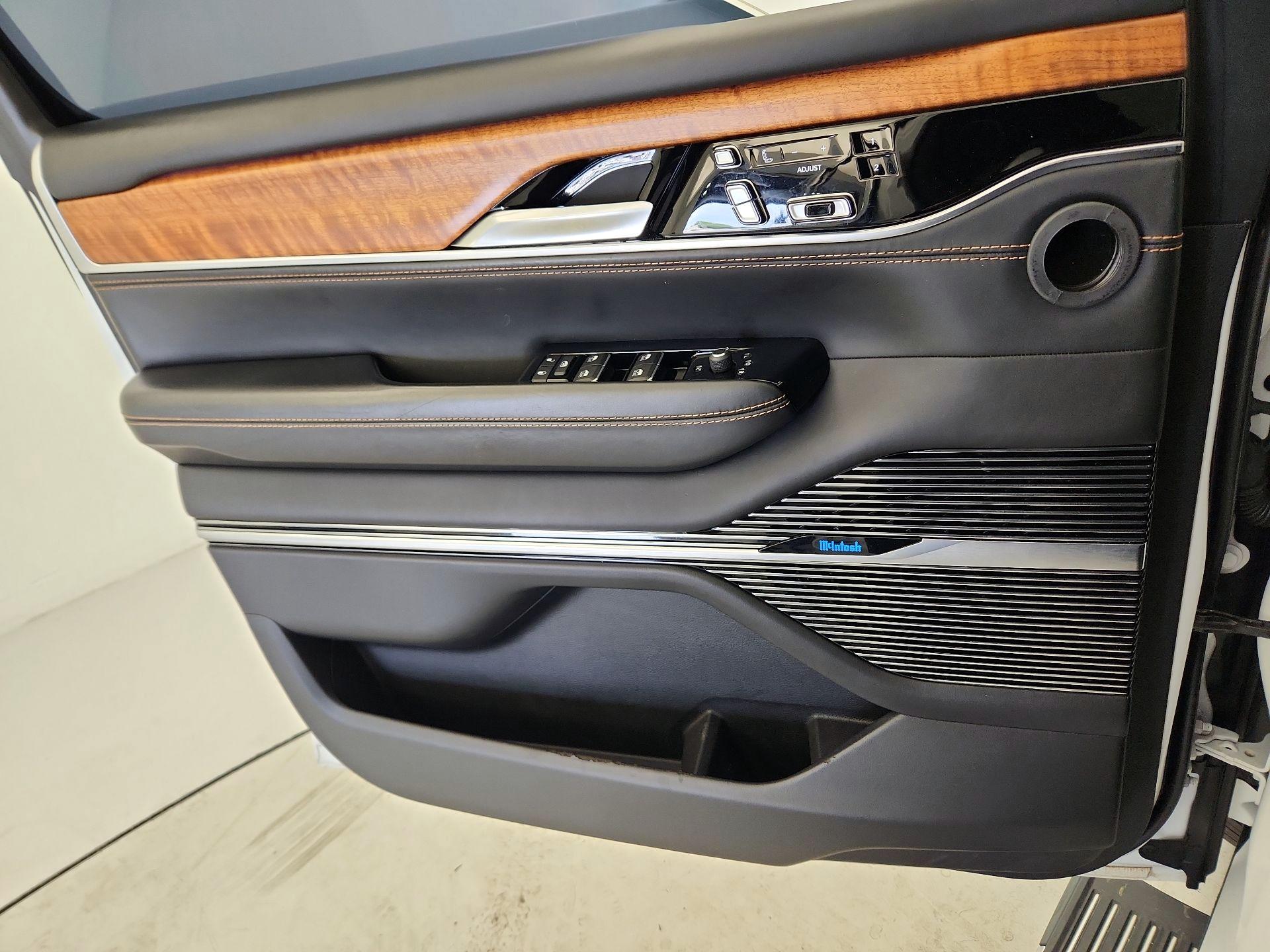 Thumbnail: 2023 Jeep Grand Wagoneer - 12