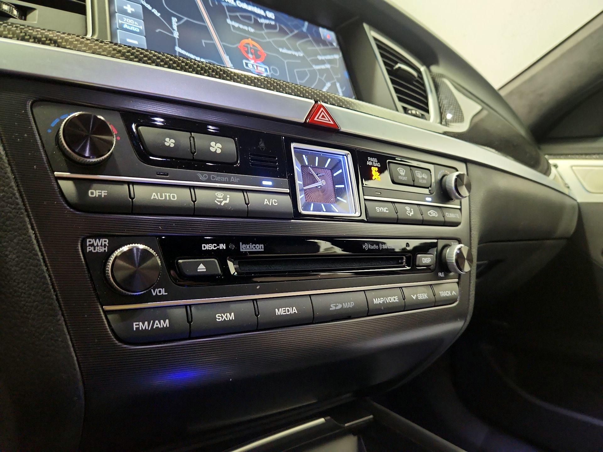 Thumbnail: 2019 Genesis G80 - 16