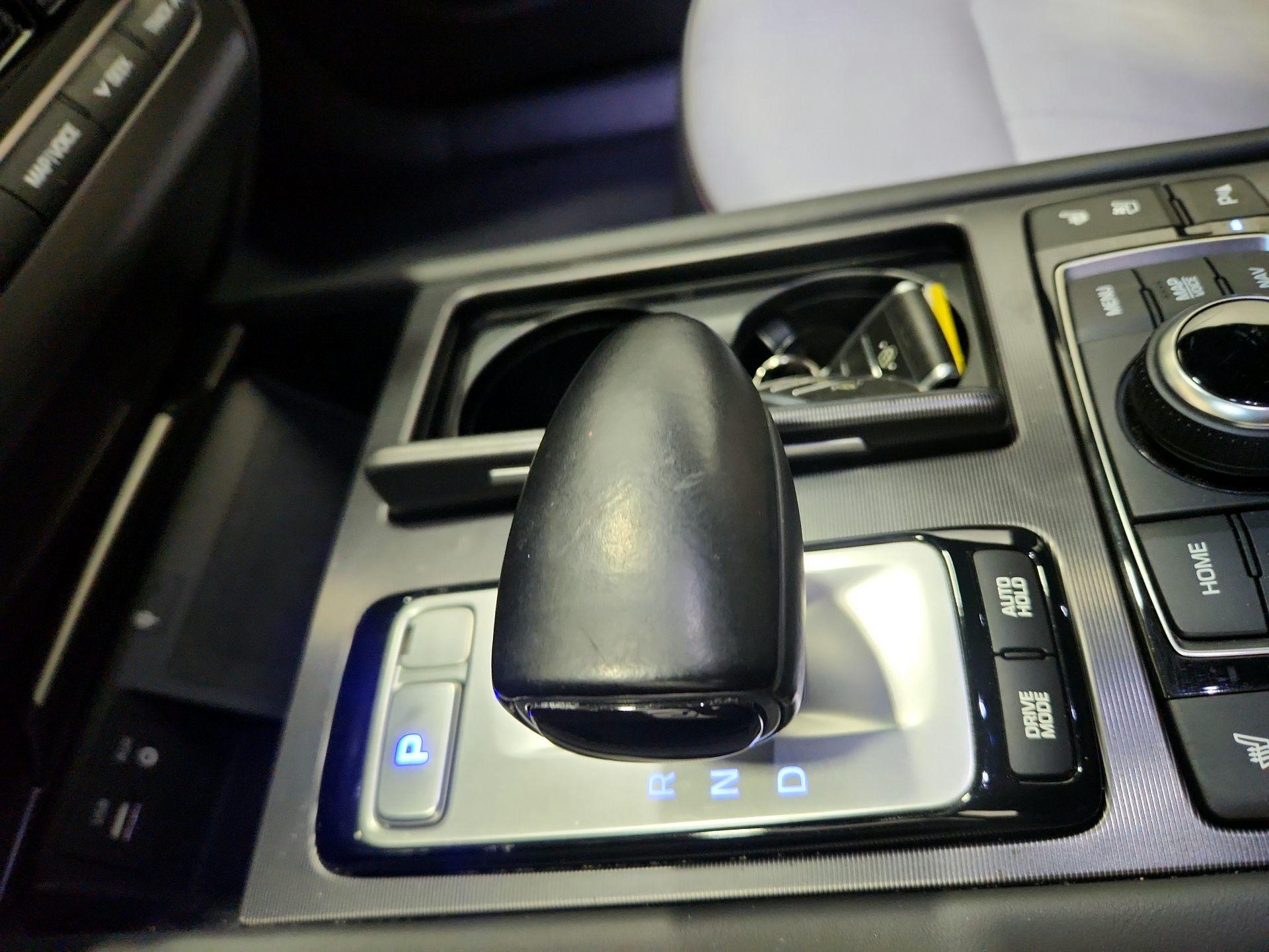 Thumbnail: 2019 Genesis G80 - 17