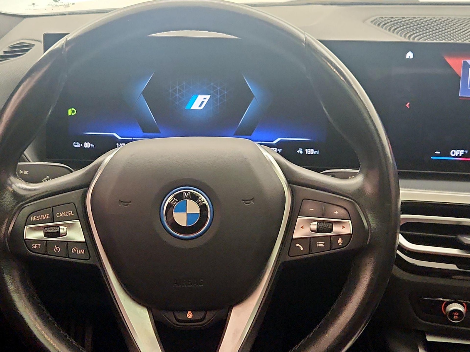2023 BMW i4 35 - Photo 11