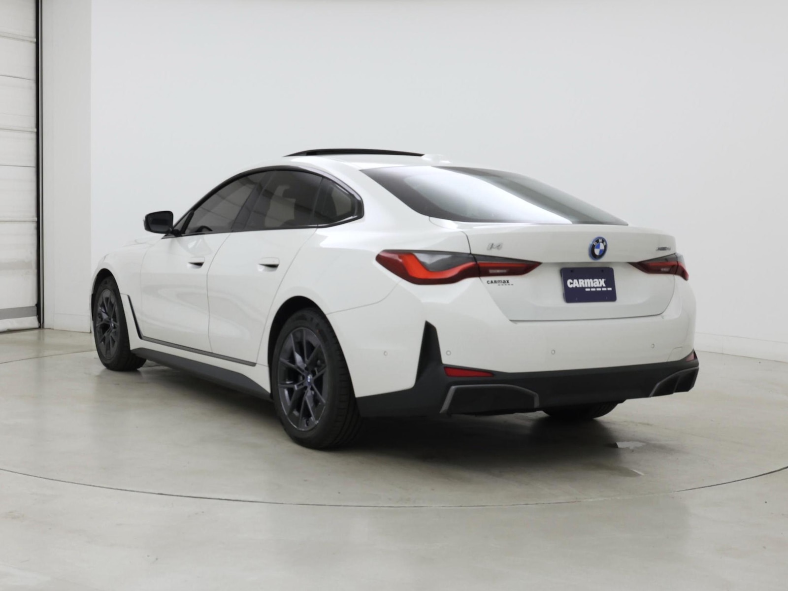 2023 BMW i4 35 - Photo 3