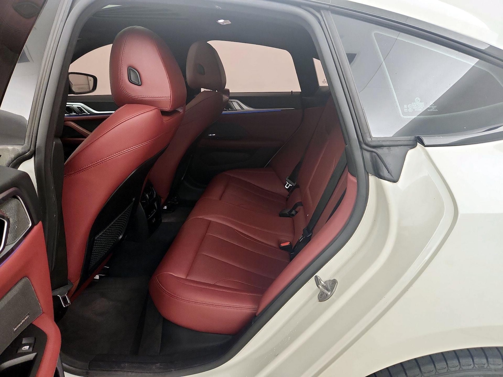 2023 BMW i4 35 - Photo 22