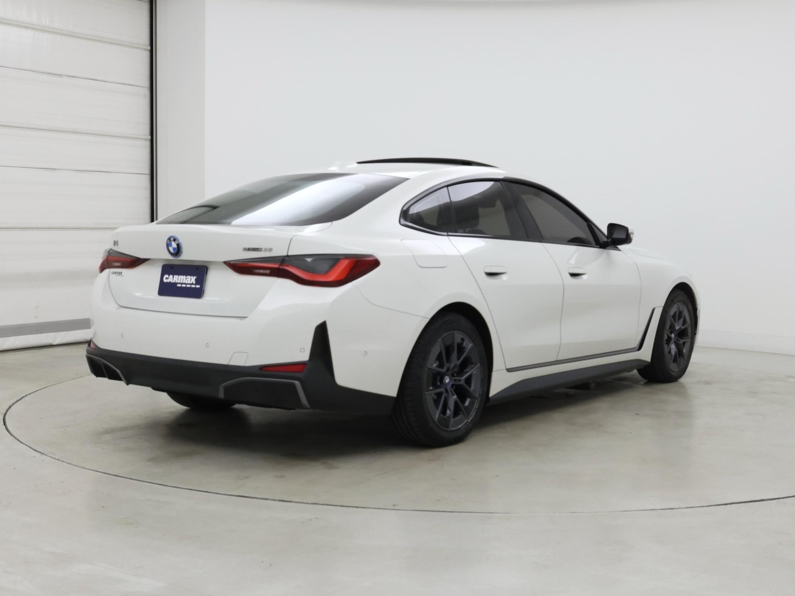 2023 BMW i4 35 - Photo 9