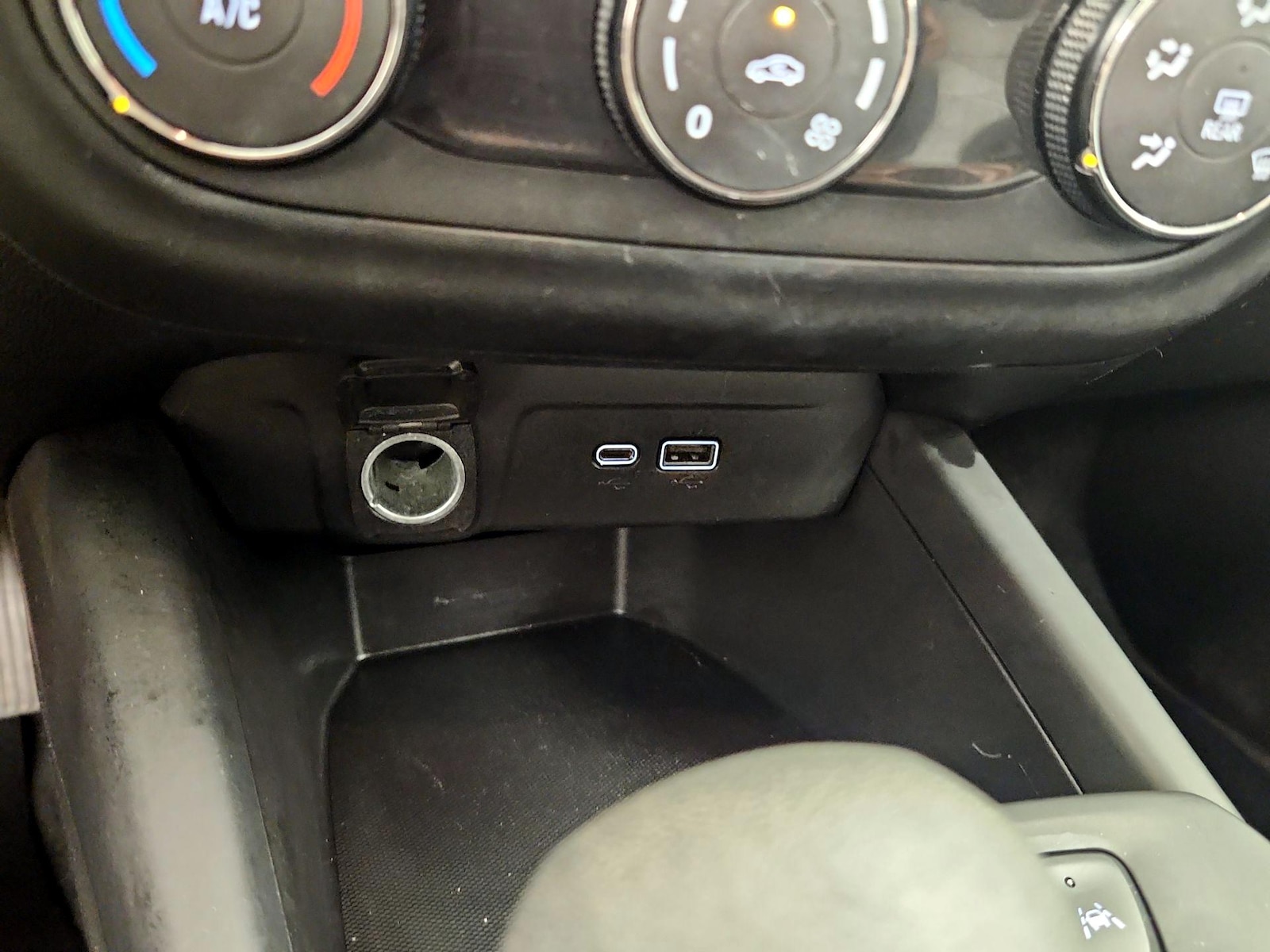 2024 Chevrolet Trax LS - Photo 19