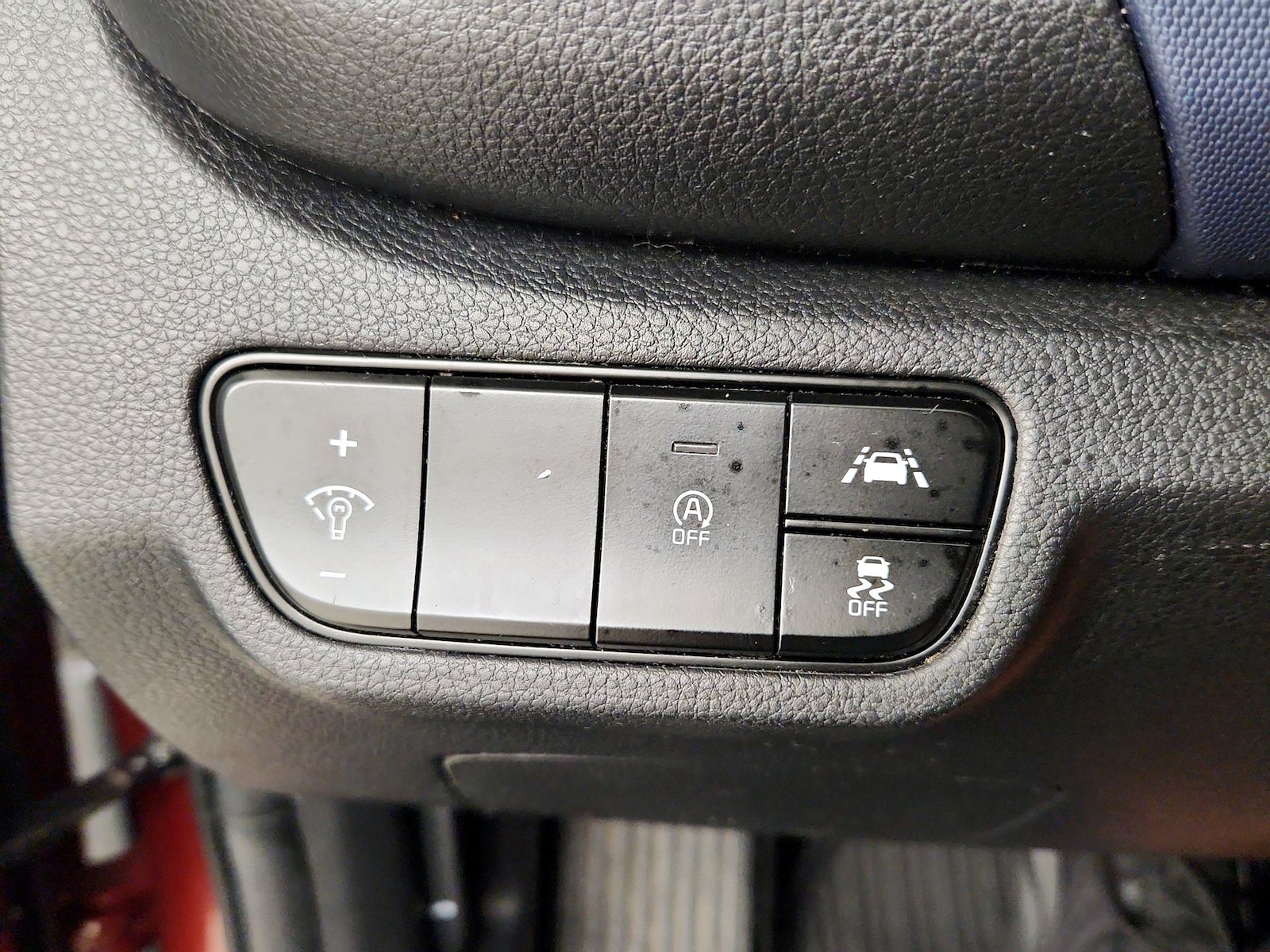 2021 Kia Seltos S - Photo 14