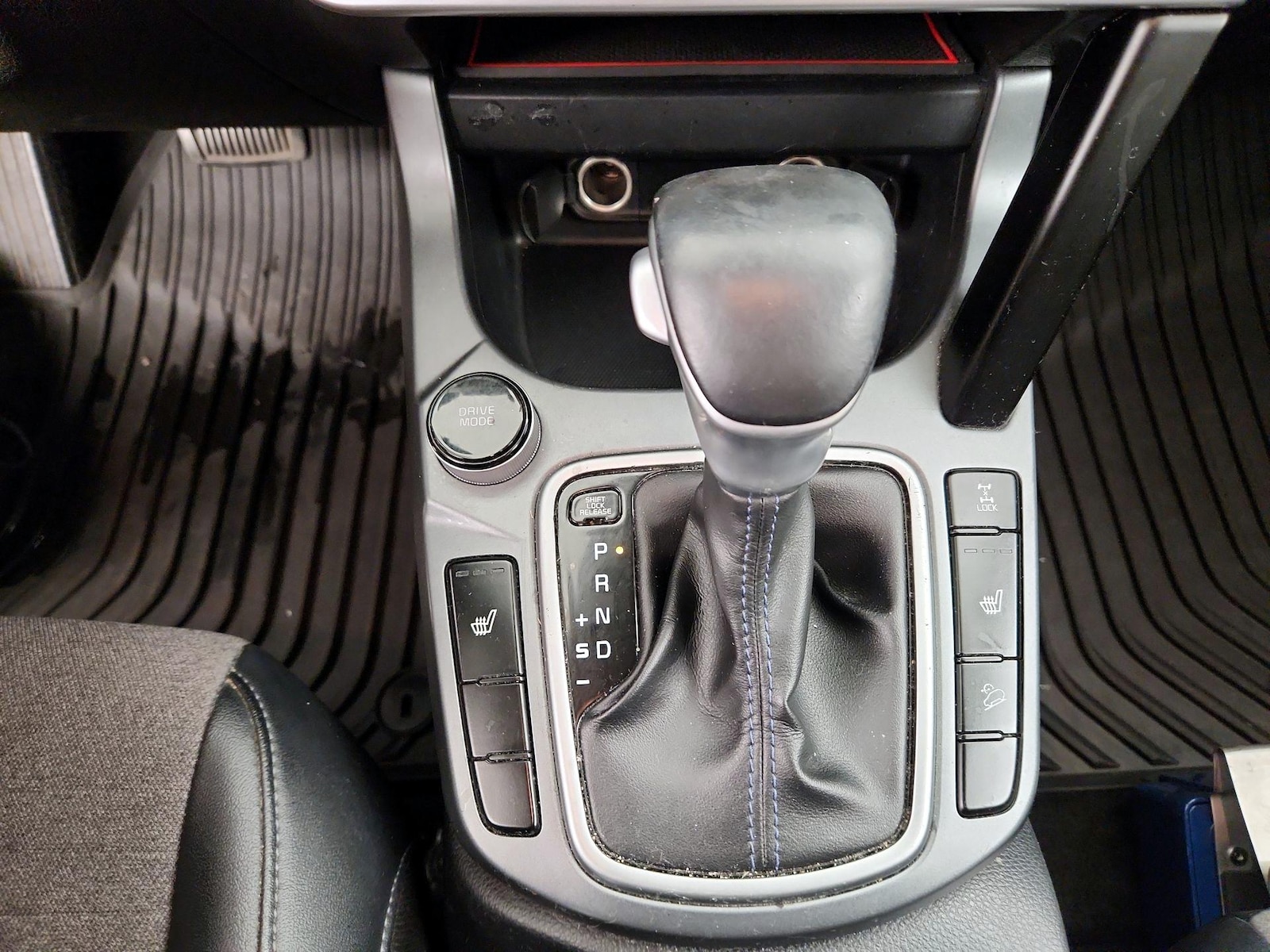 2021 Kia Seltos S - Photo 18