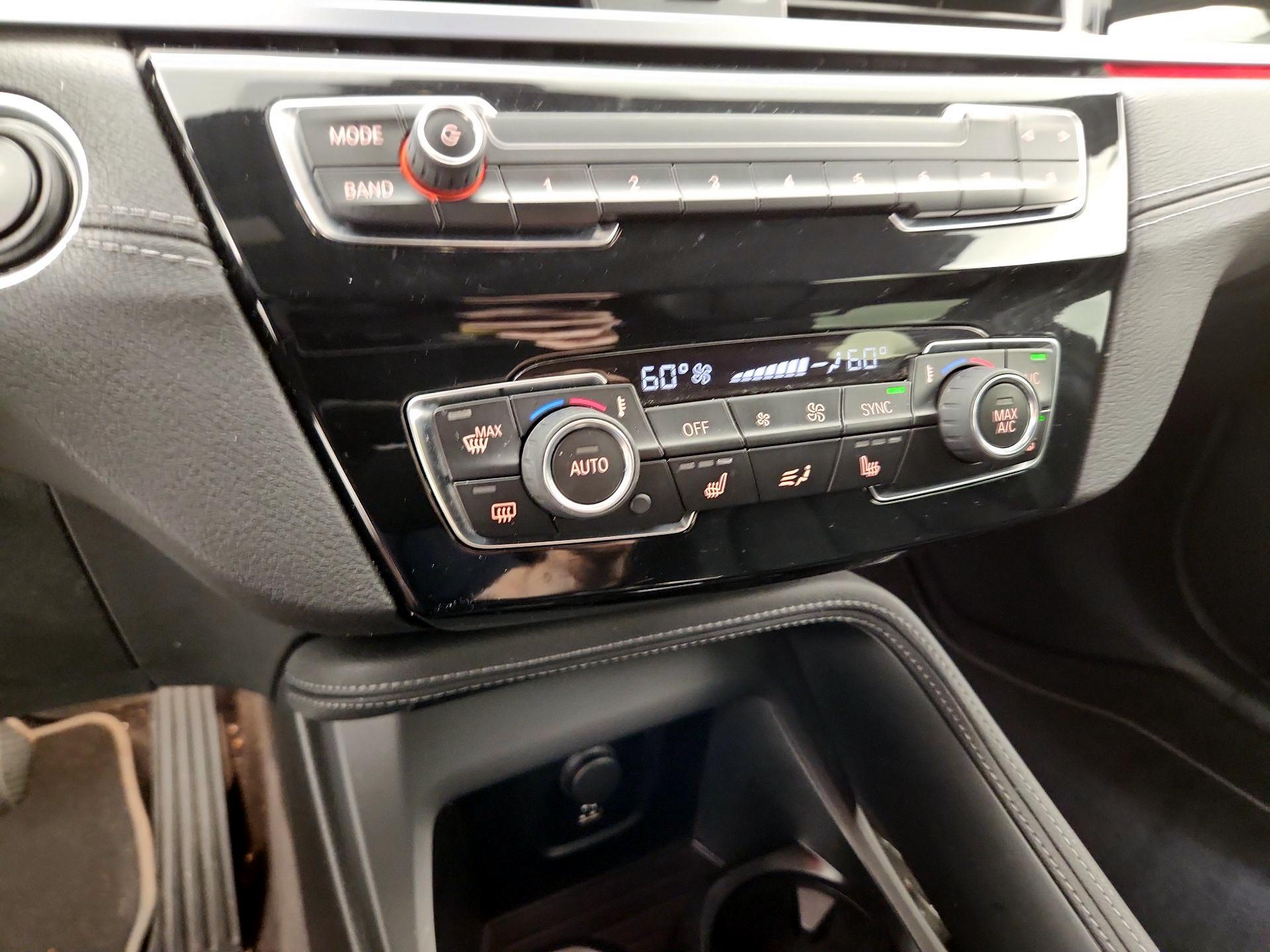 Thumbnail: 2020 BMW X1 - 15