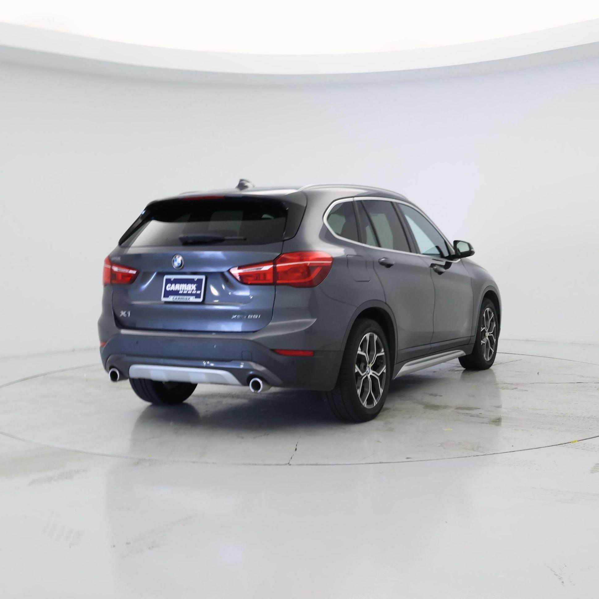 Thumbnail: 2020 BMW X1 - 8