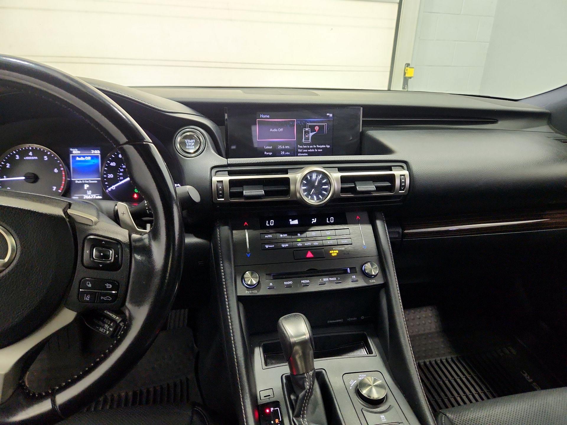 Thumbnail: 2020 Lexus RC - 9