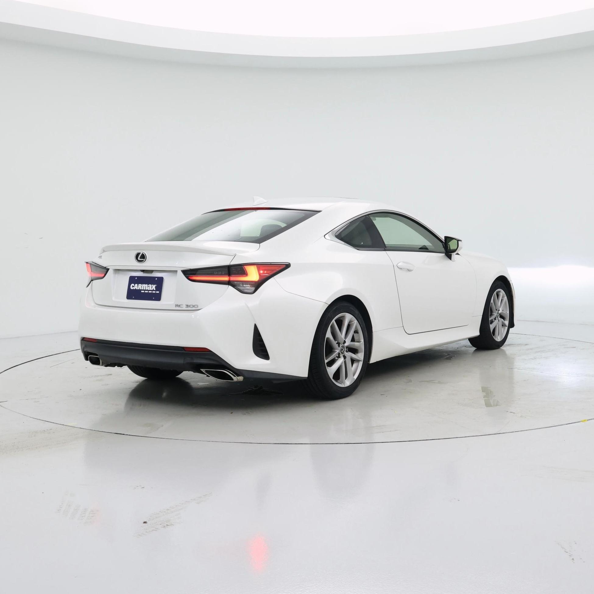 Thumbnail: 2020 Lexus RC - 8