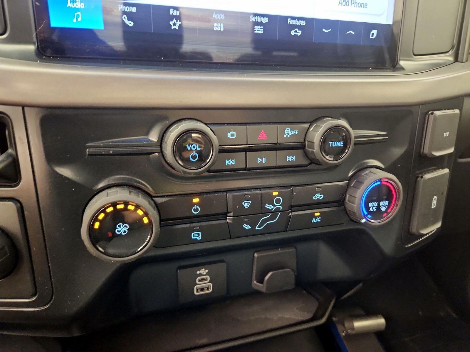 2025 Ford F-150 XL - Photo 17
