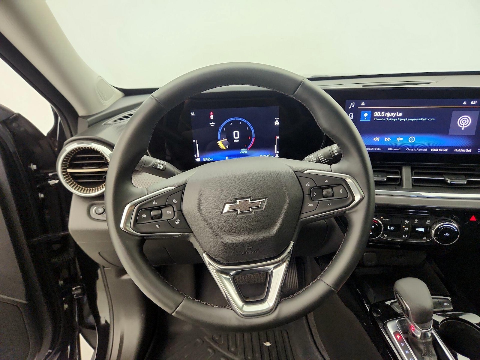 2025 Chevrolet Trax Activ - Photo 11