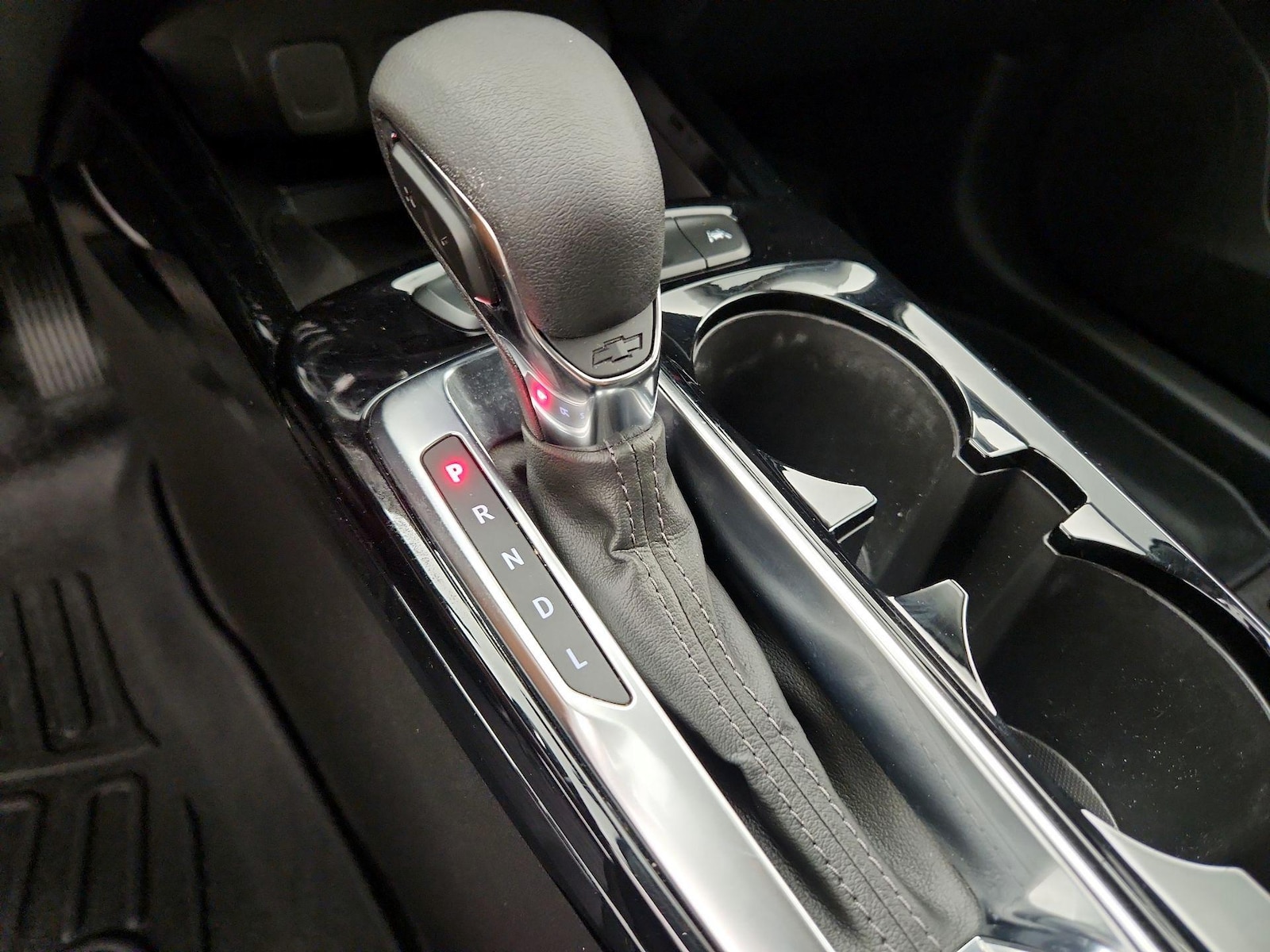 2025 Chevrolet Trax Activ - Photo 17
