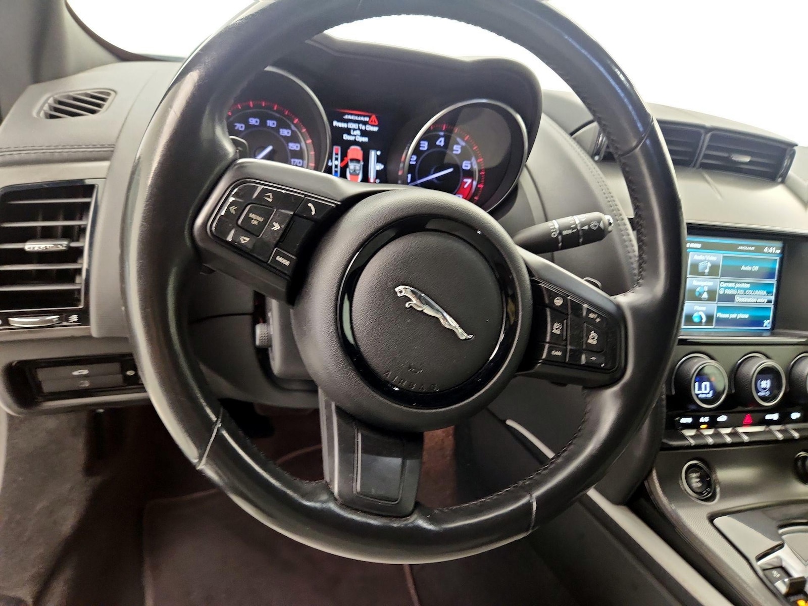 2015 Jaguar F-TYPE Base - Photo 11