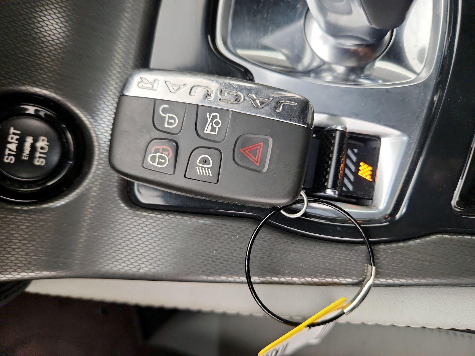 2015 Jaguar F-TYPE Base - Photo 21