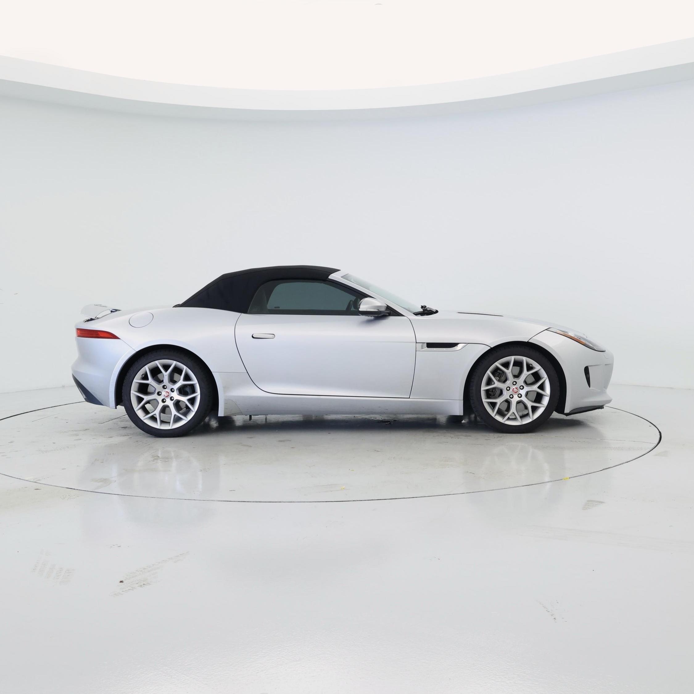 Thumbnail: 2015 Jaguar F-Type - 7