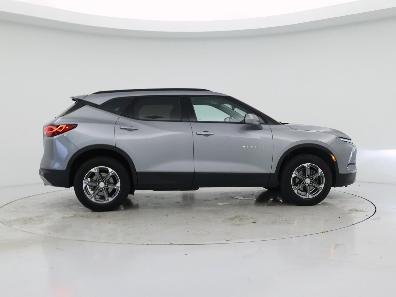 2024 Chevrolet Blazer 2LT - Photo 8