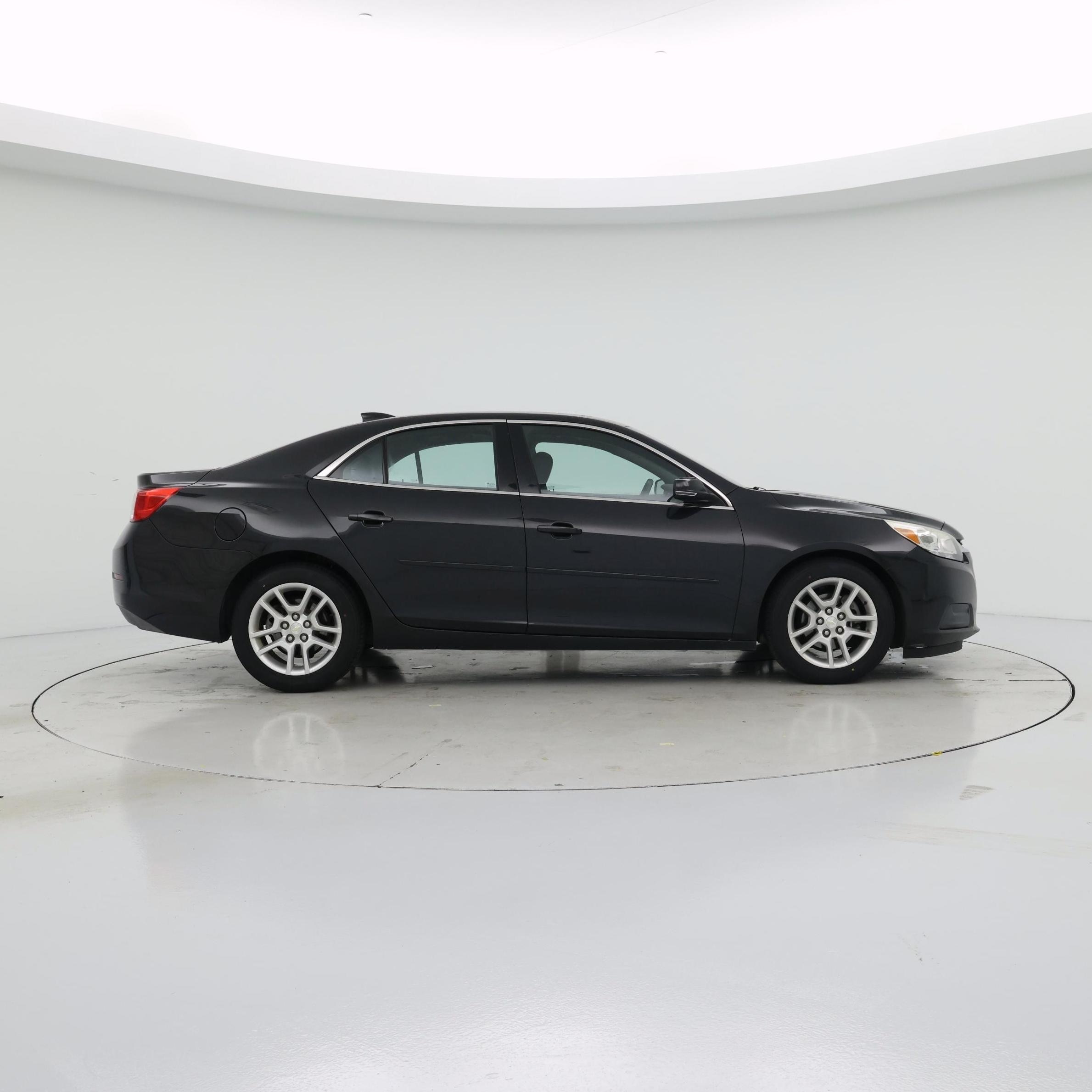 Thumbnail: 2015 Chevrolet Malibu - 7