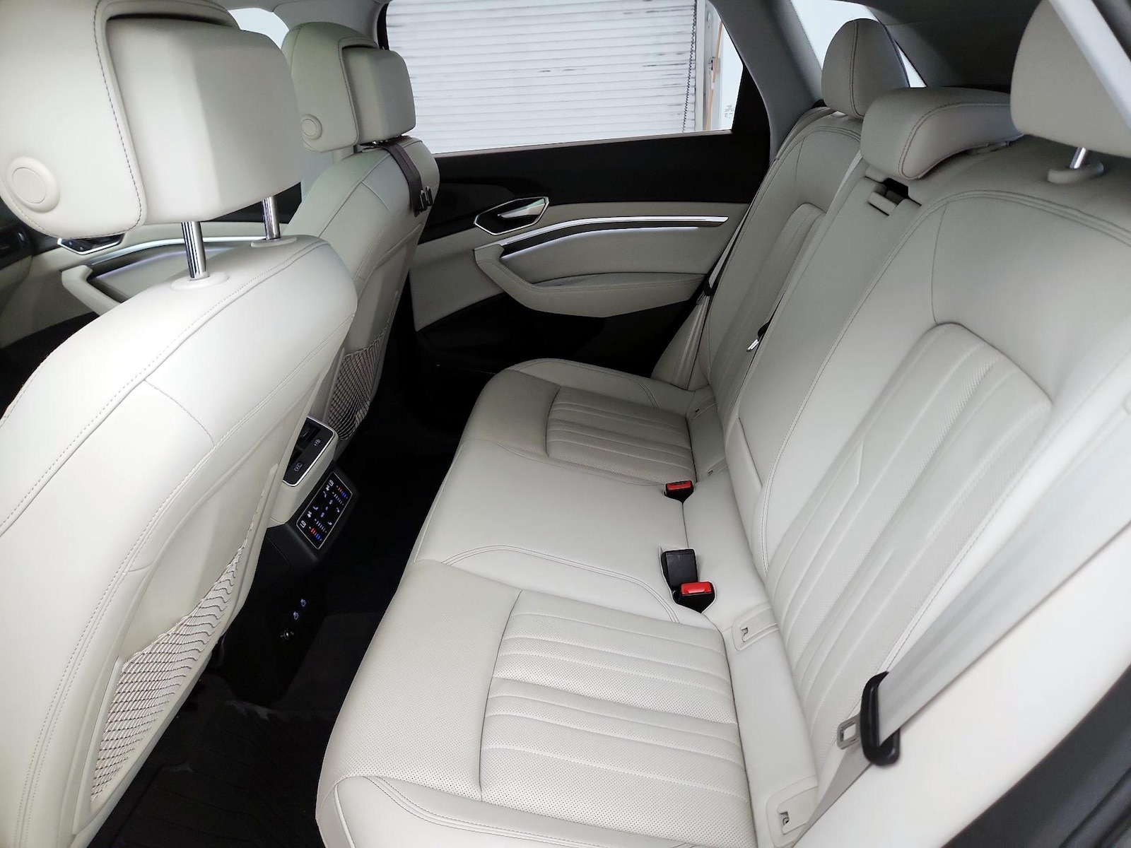 Rear Air Conditioning